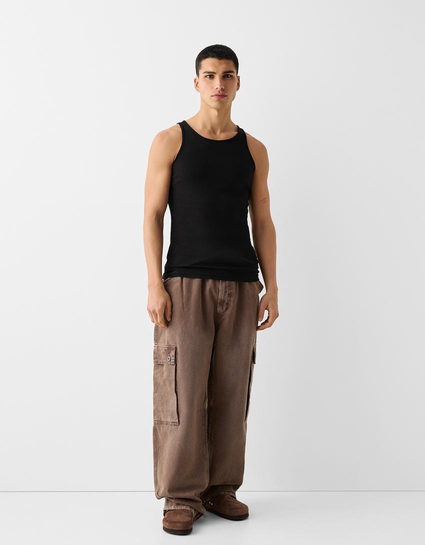 تيشيرت محزز بحمالات-أسود-3