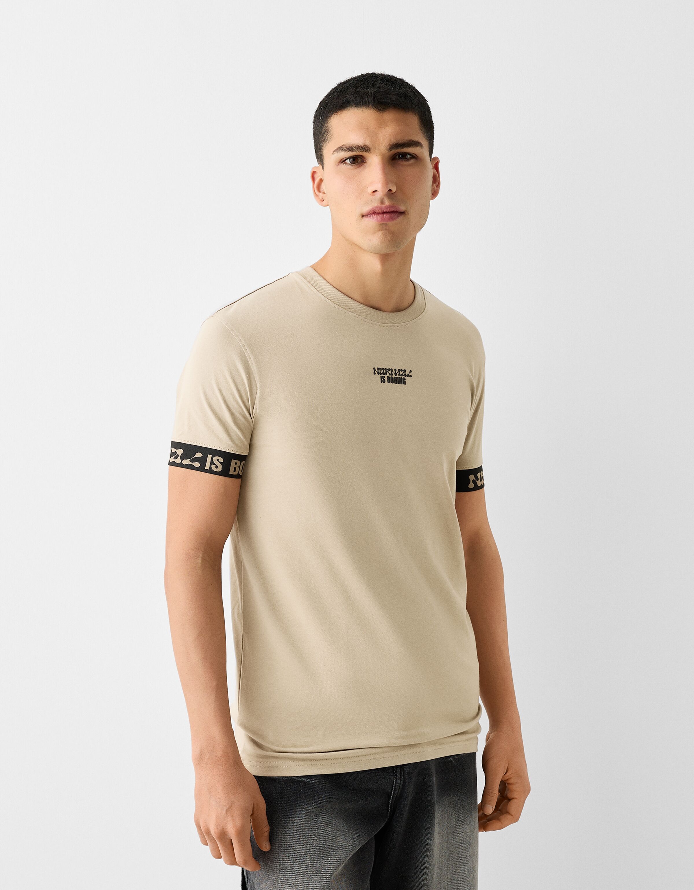 Slim fit short sleeve T shirt with stripe detail Men Bershka