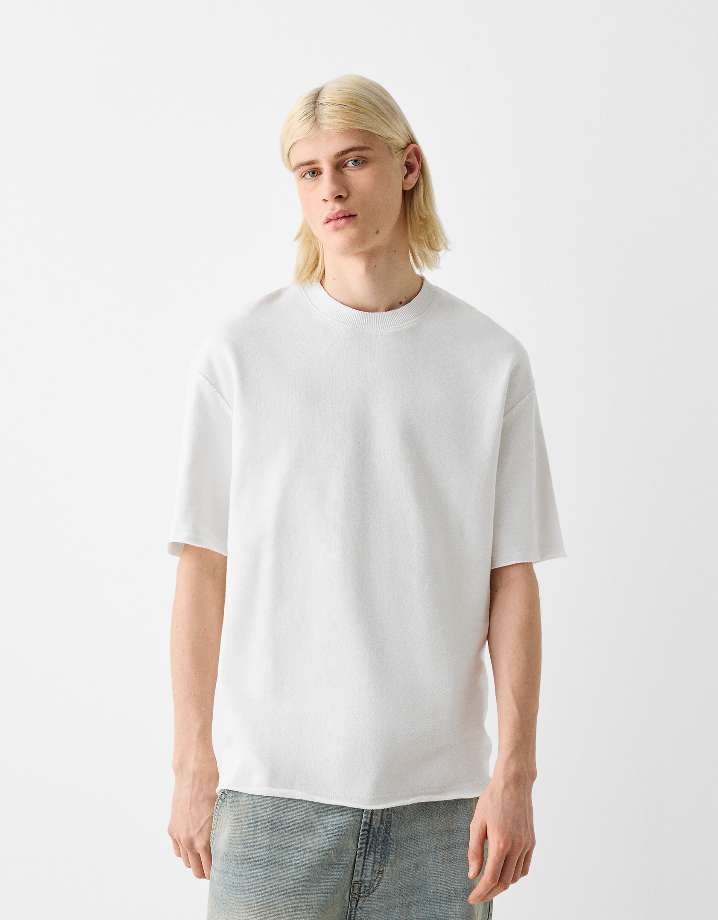 Camiseta outlet hombreras bershka