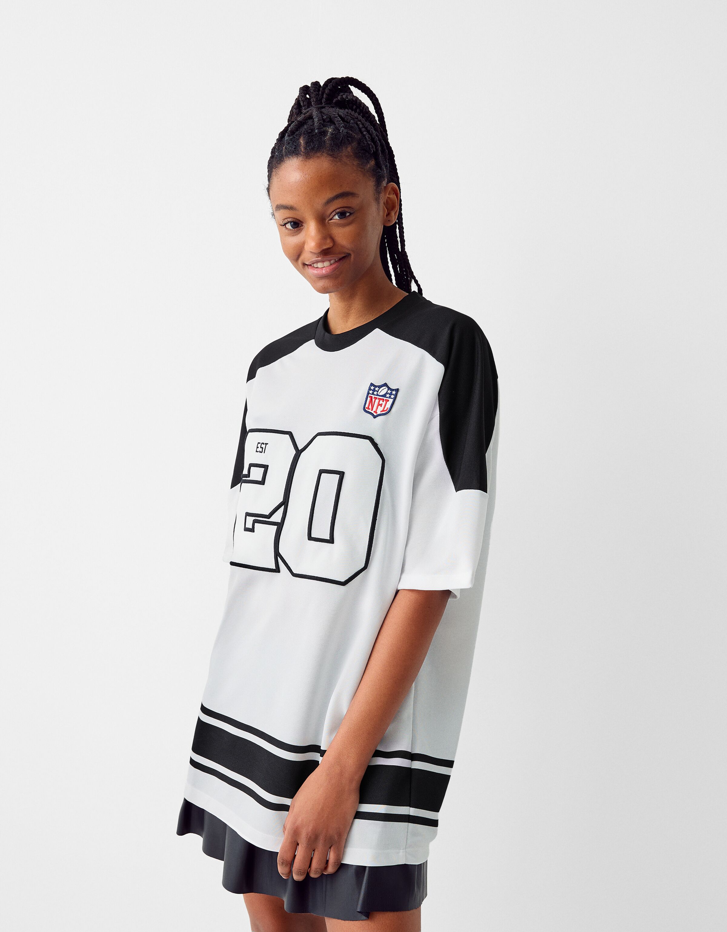 Printed short sleeve oversize NFL T shirt New Men Bershka