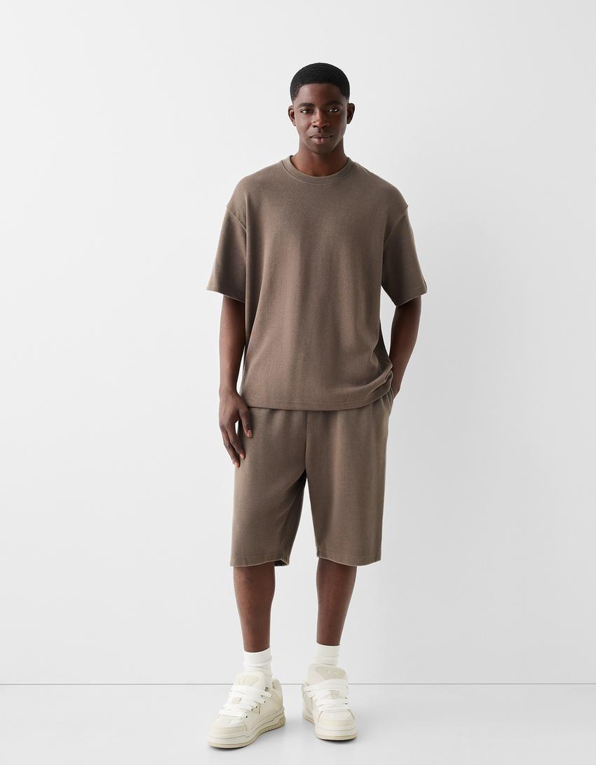 T-shirt manga curta boxy fit nervuras-Caqui-3