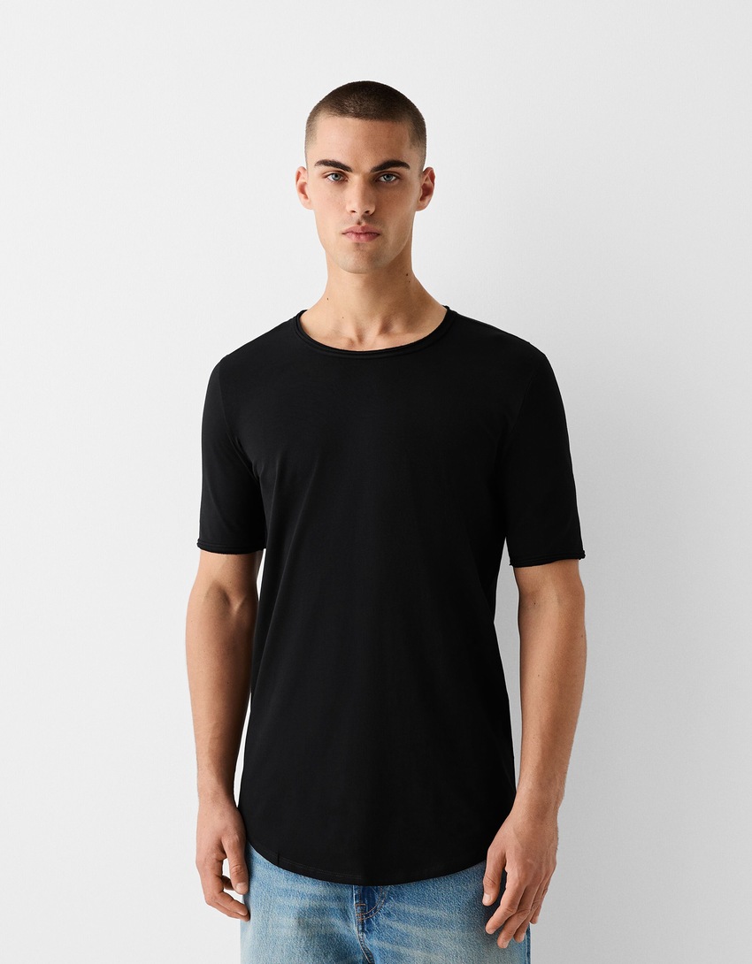 טי שירט Slim fit עם שרוול קצר-שחור-0
