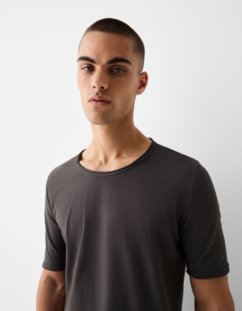 טי שירט Slim fit עם שרוול קצר-אפור-2