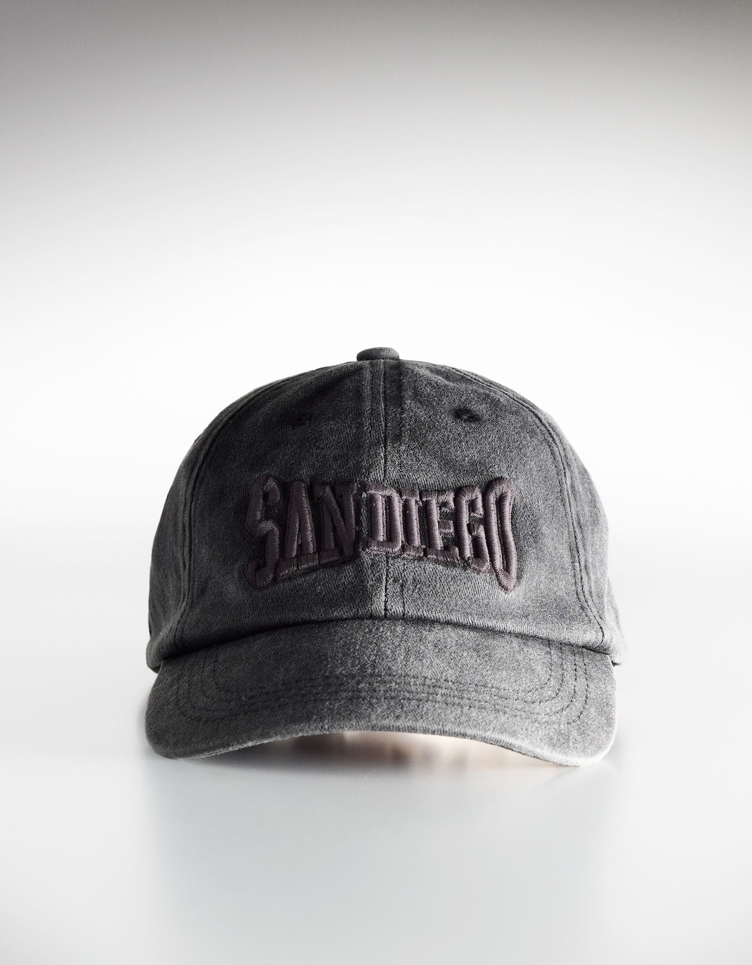 Basic cap with varsity embroidery