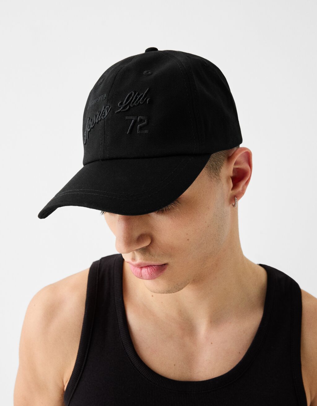 Gorra bordado-Negro-2