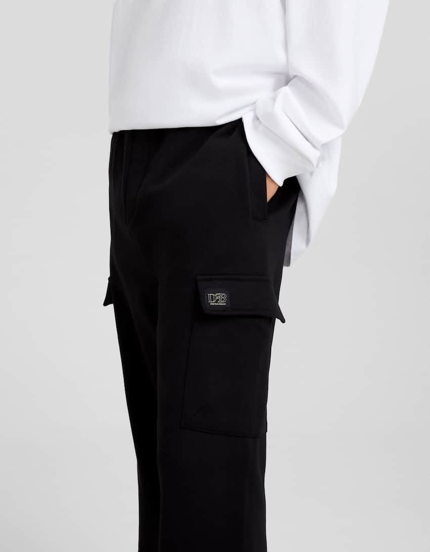 Wide-leg plush cargo trousers-Black-3