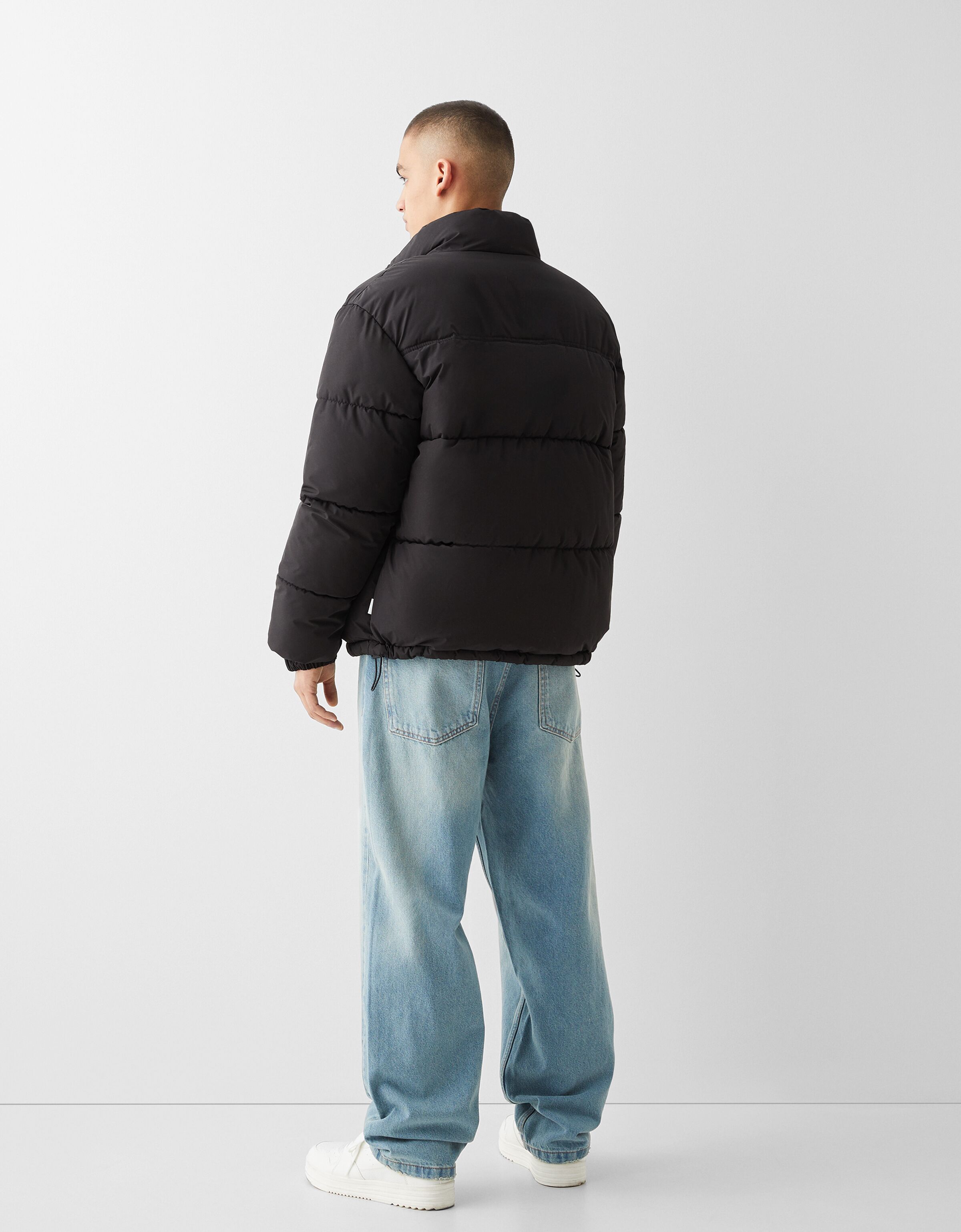 Oversized black puffer outlet jacket mens