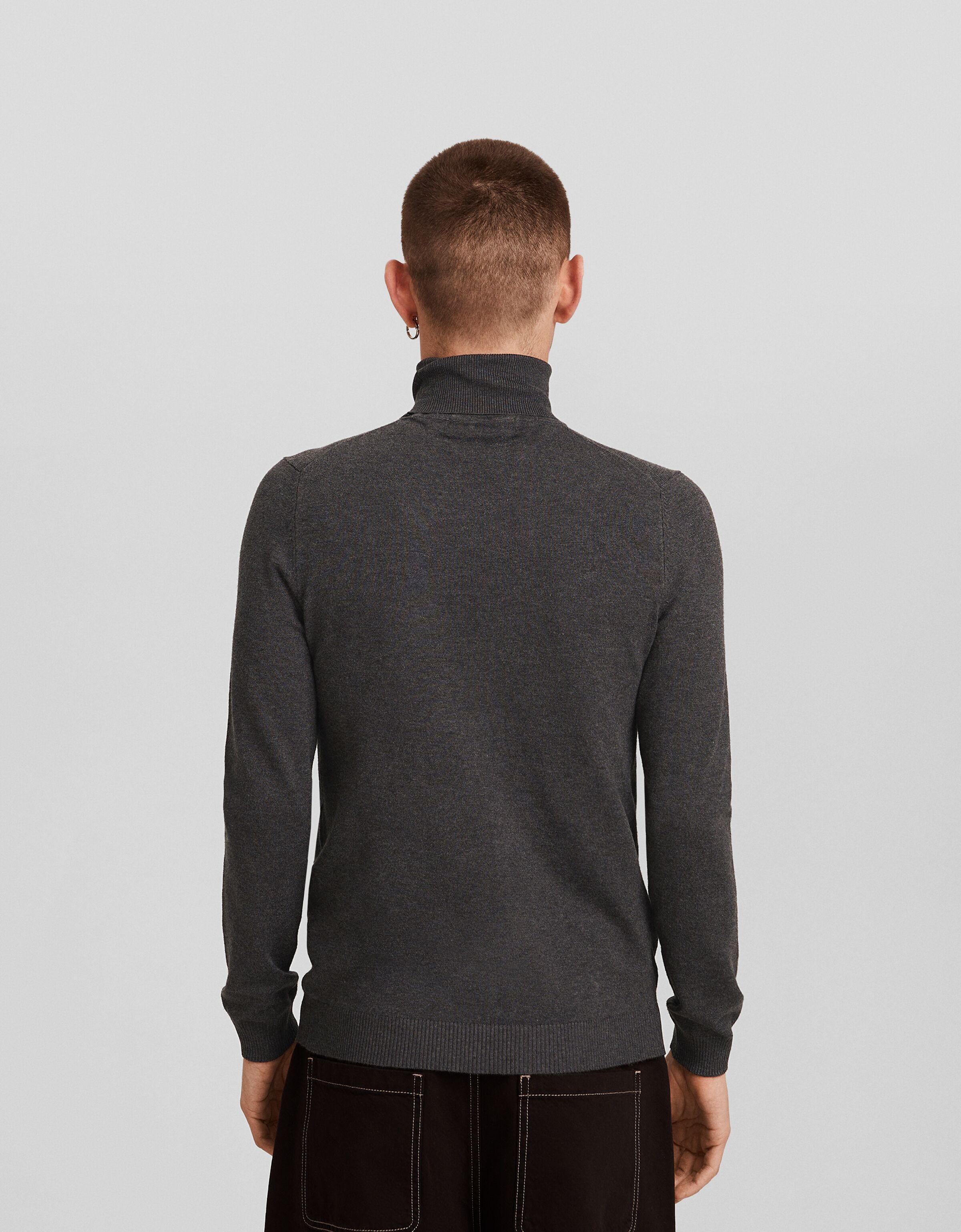 Thin hot sale sweater mens