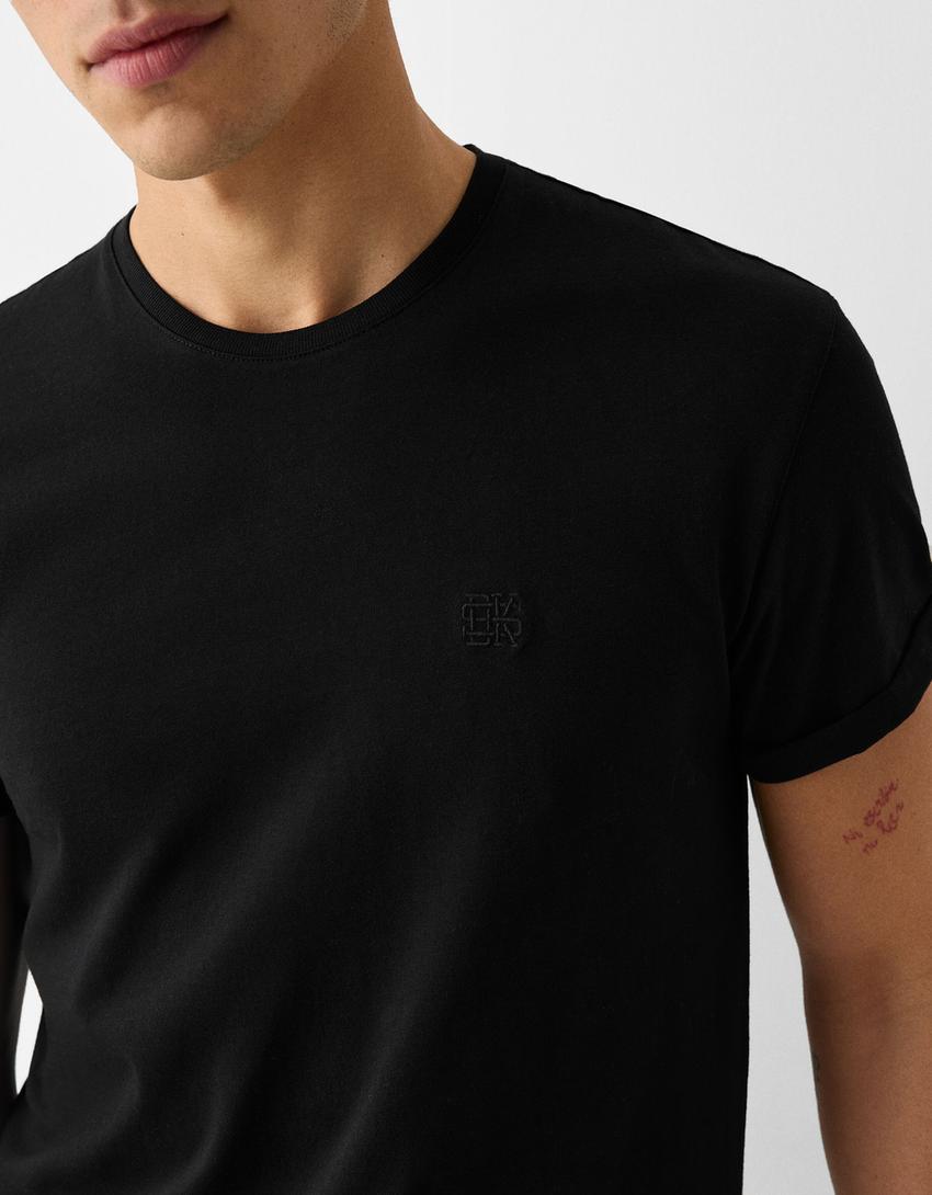 T-shirt de manga curta muscle fit-Preto-5