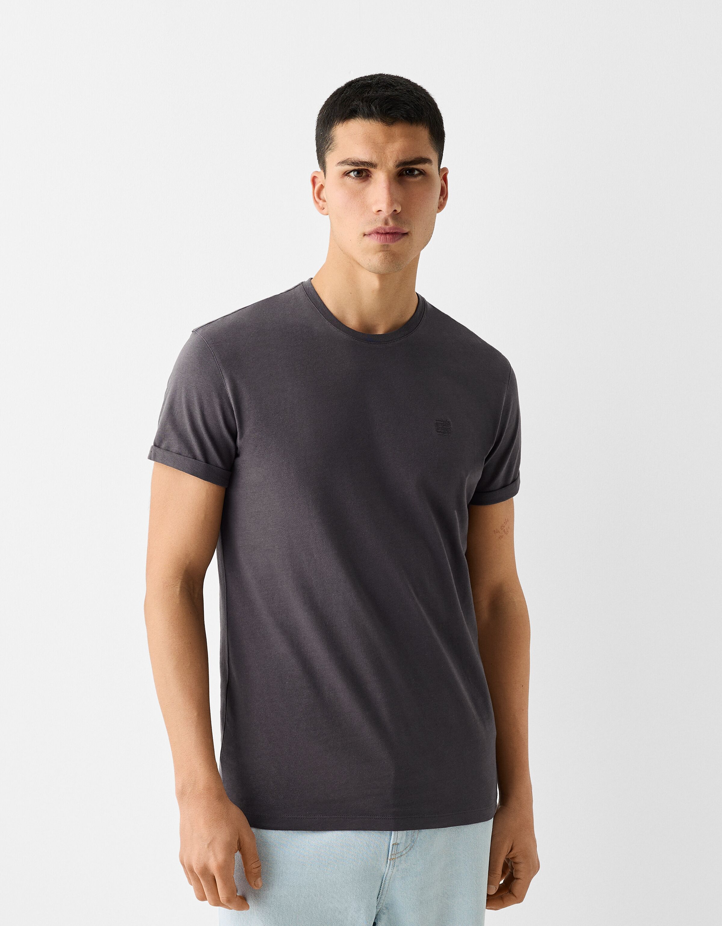 Black shirt muscle store fit