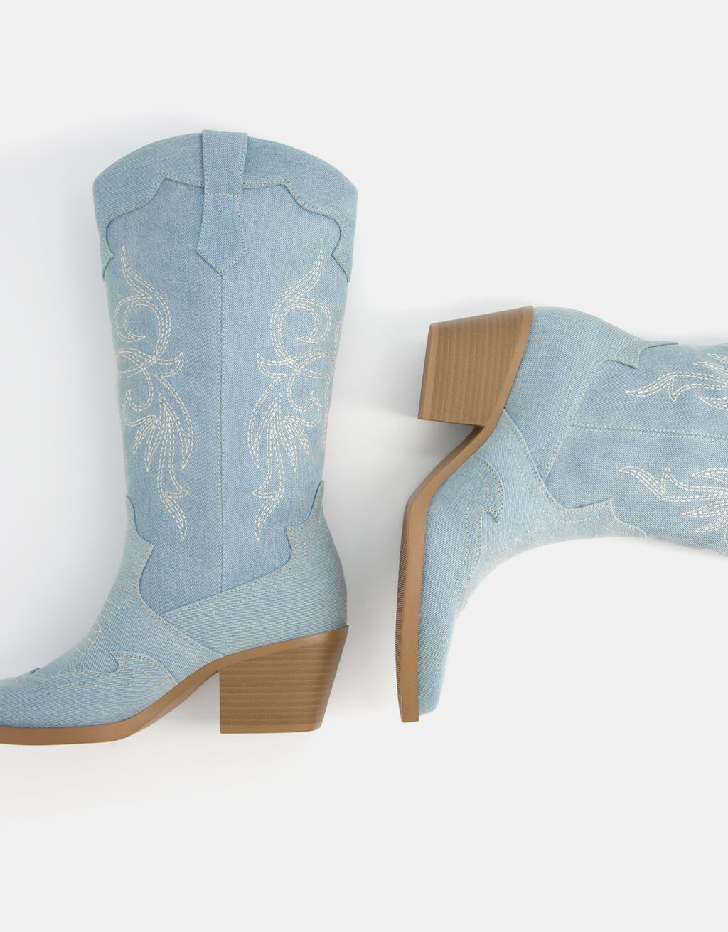 Light blue hot sale cowboy boots