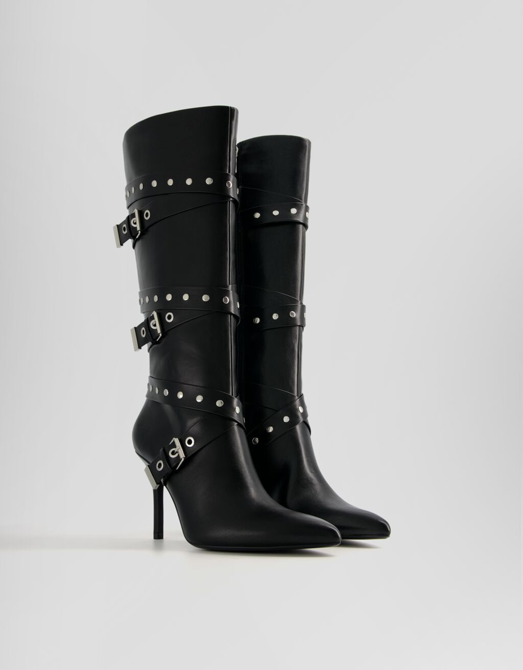 Bottes avec clous deals