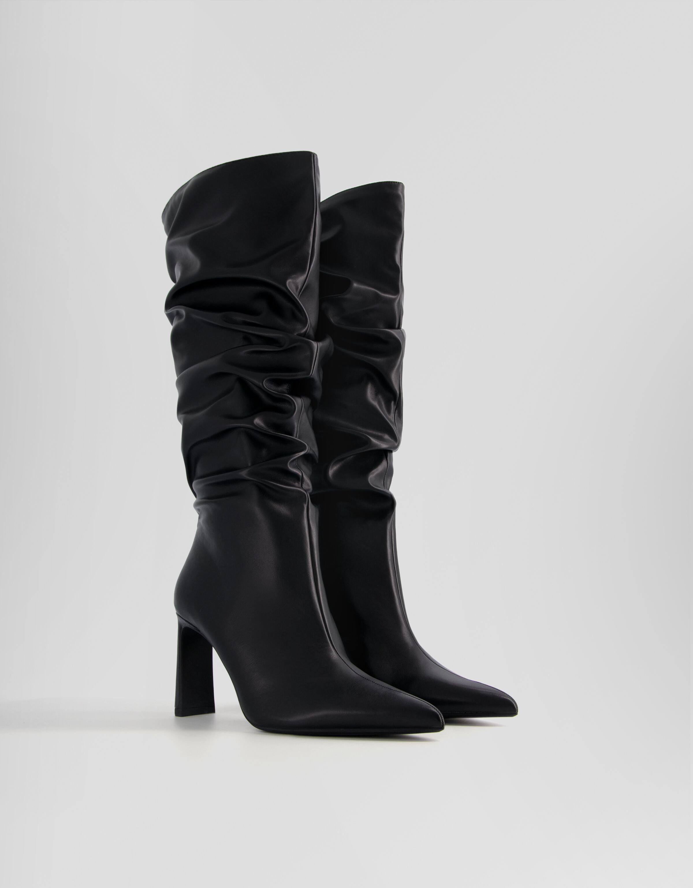 Slouchy high heel boots Party Women Bershka