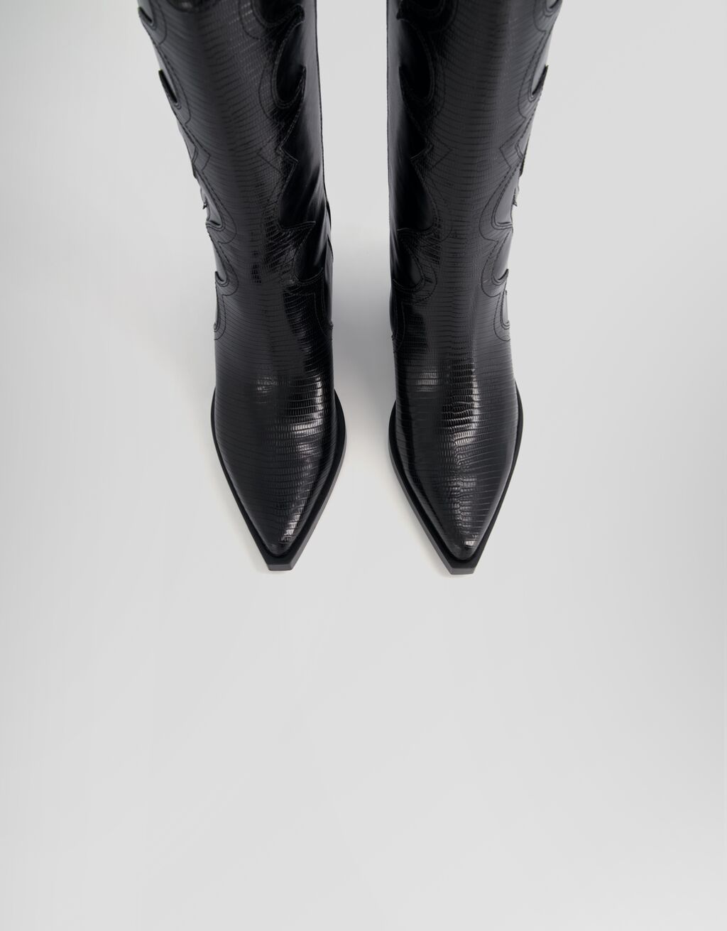 Contrast embroidered high-heel cowboy boots-BLACK-4