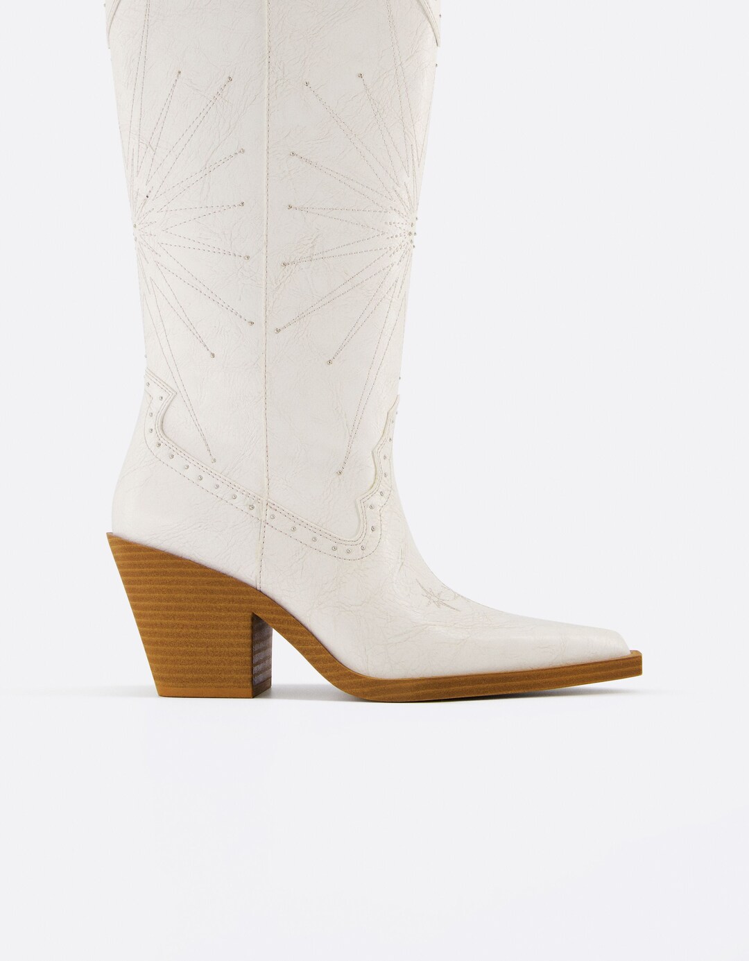 High-heel cowboy boots with studded detail