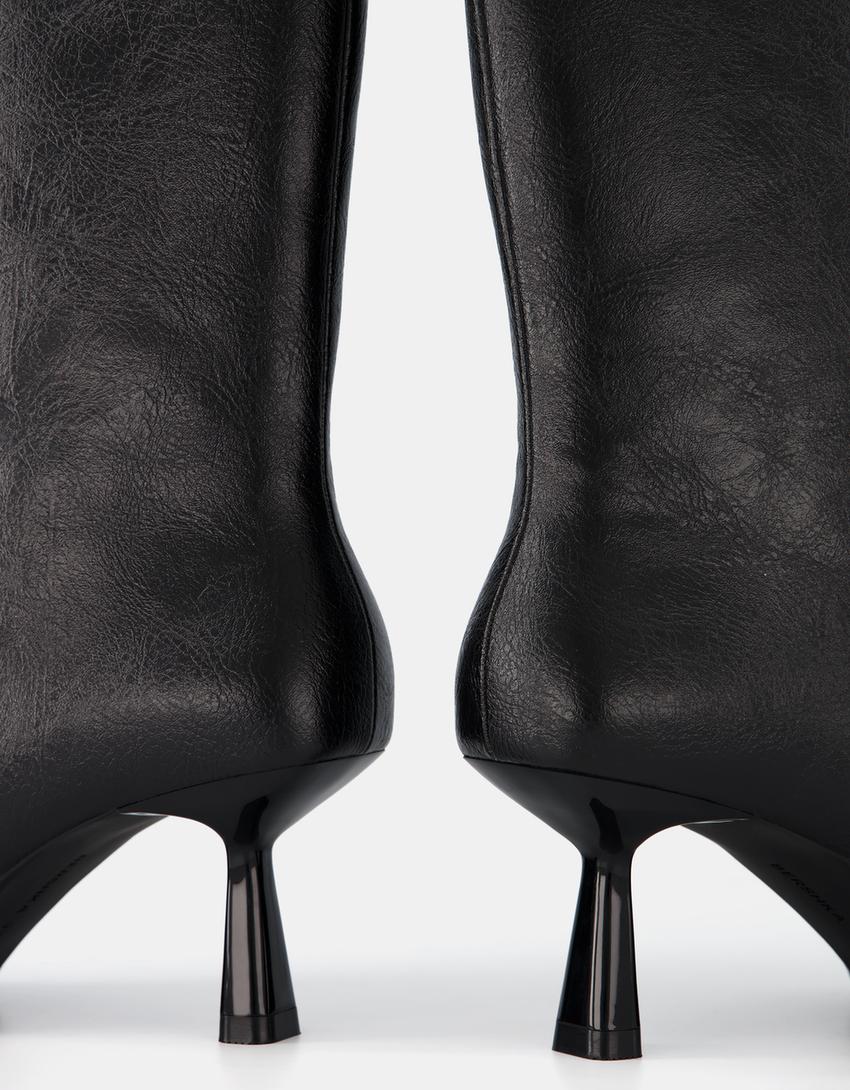 Mid-calf kitten heel boots - Women | Bershka