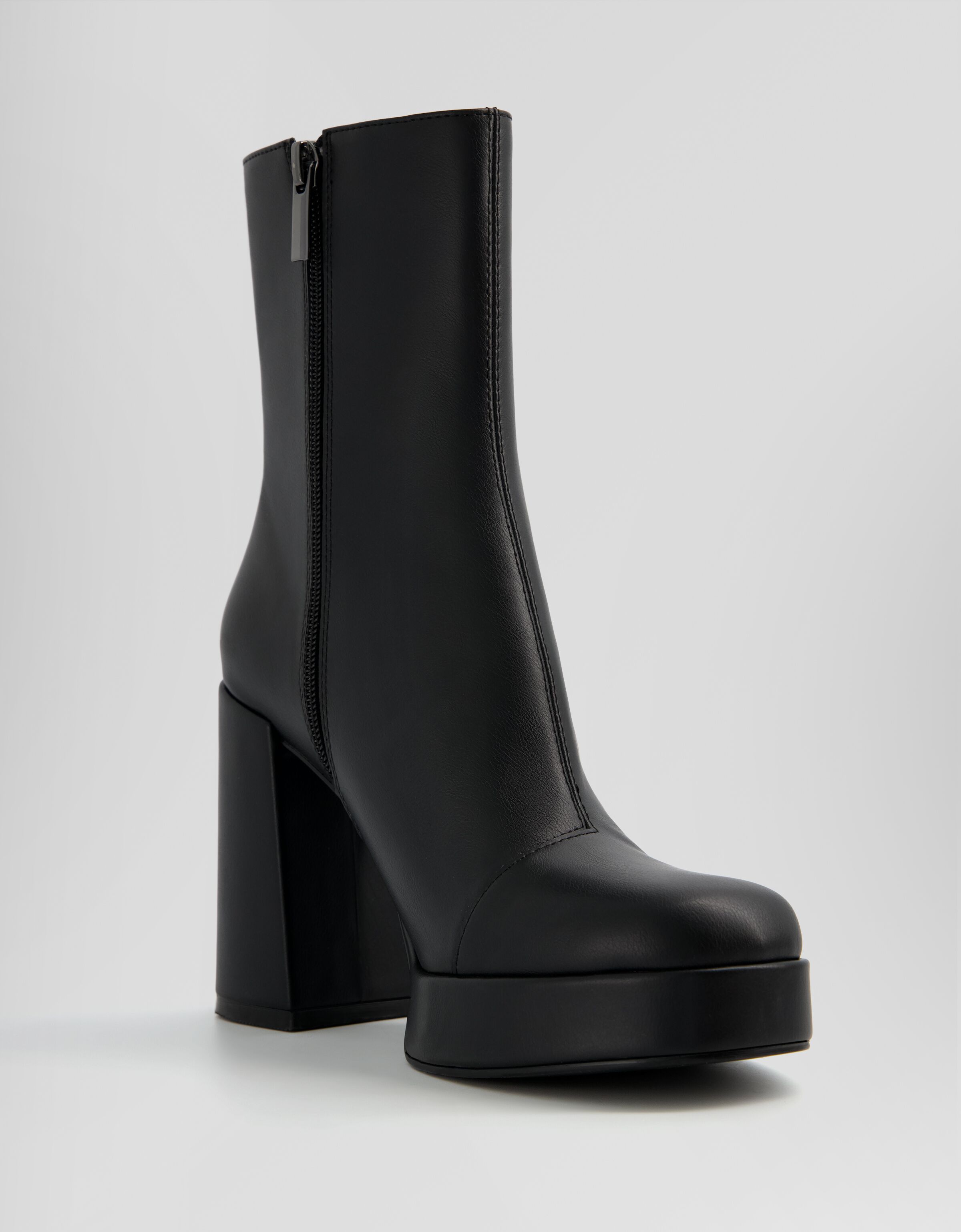 Bottines a hot sale talon bershka