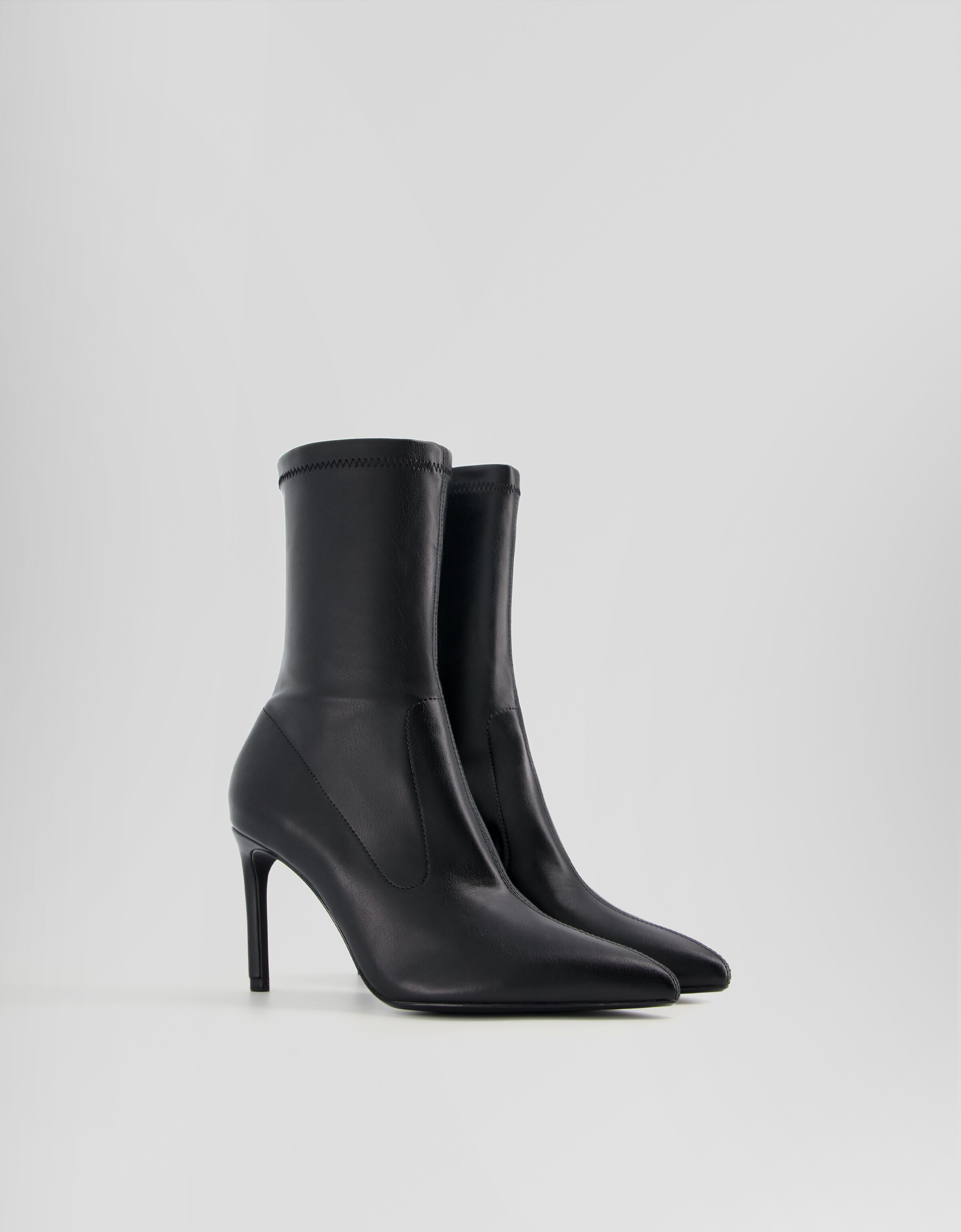 Bottine talon bershka 2025