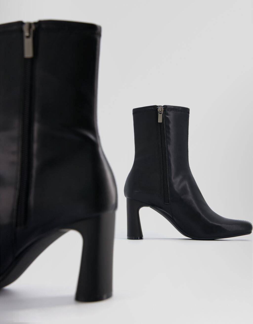 Bottines moulantes talon midi-Noir-2