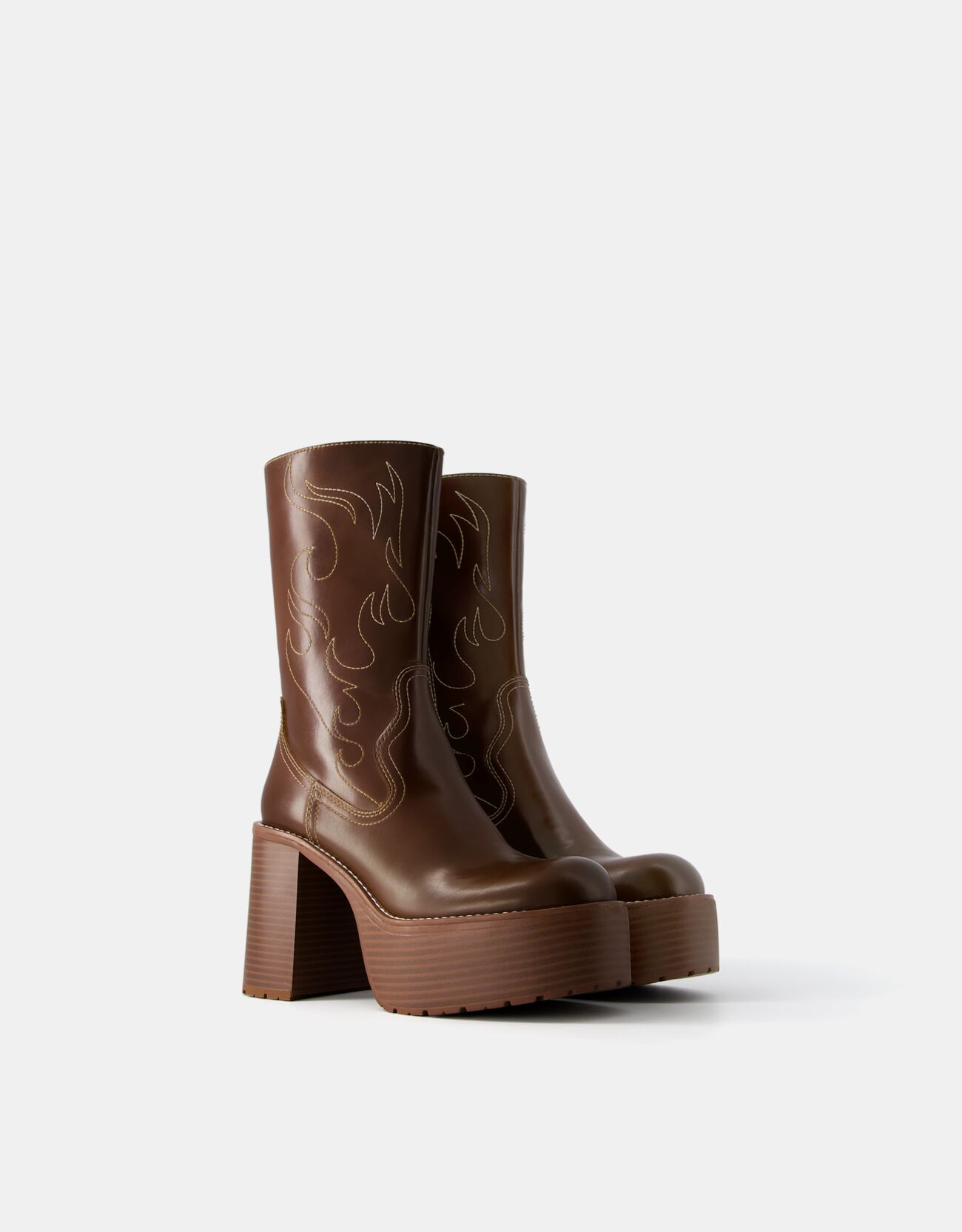 Bottines talon large plateforme Chaussures Femme Bershka