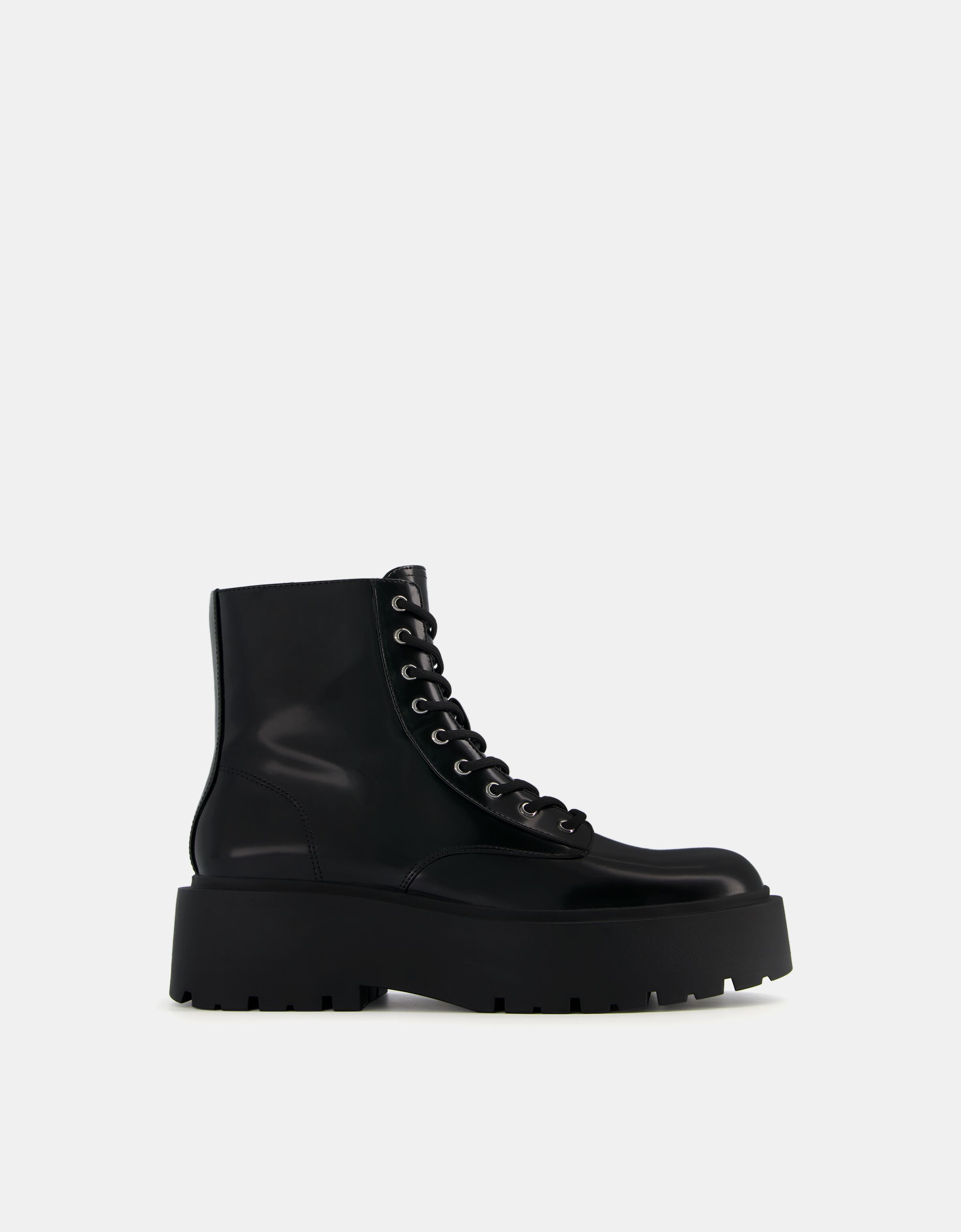 Bershka bottines sales blanches