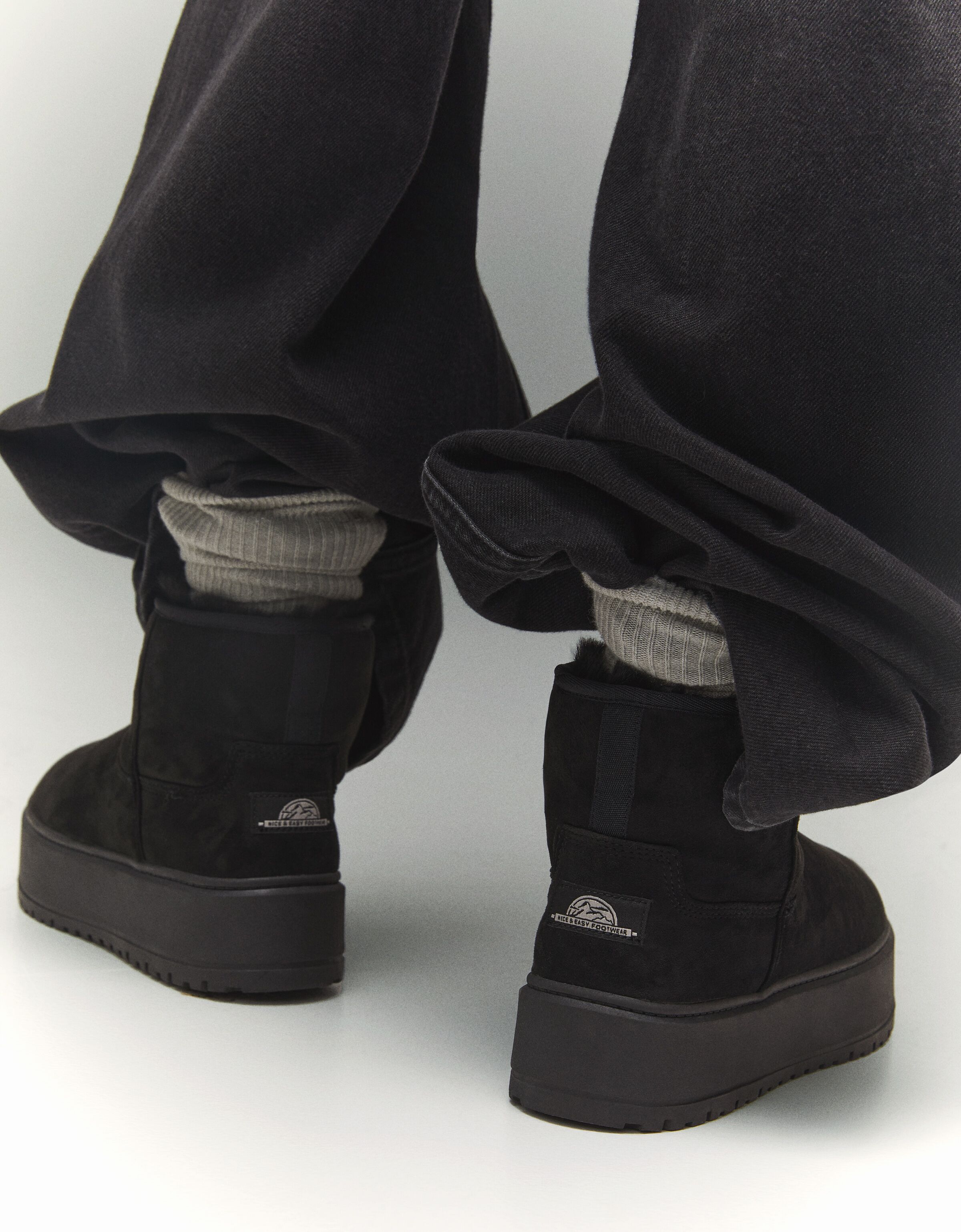 Bottes et Bottines pour Femme Nouvelle Collection BERSHKA
