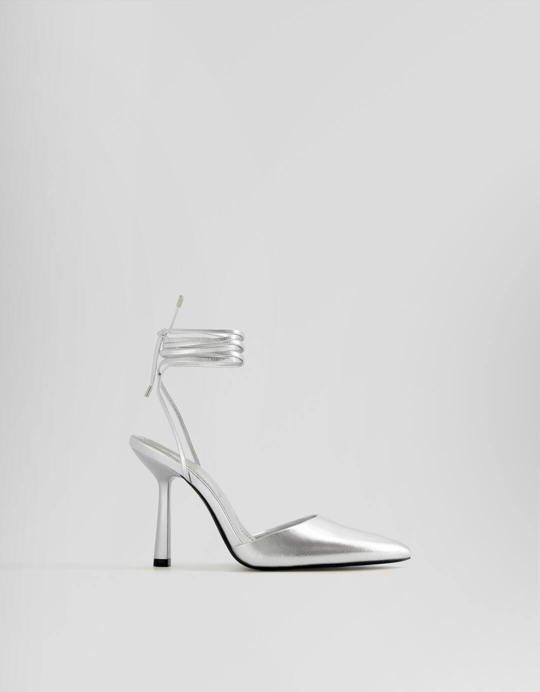 Metallic lace-up high-heel shoes