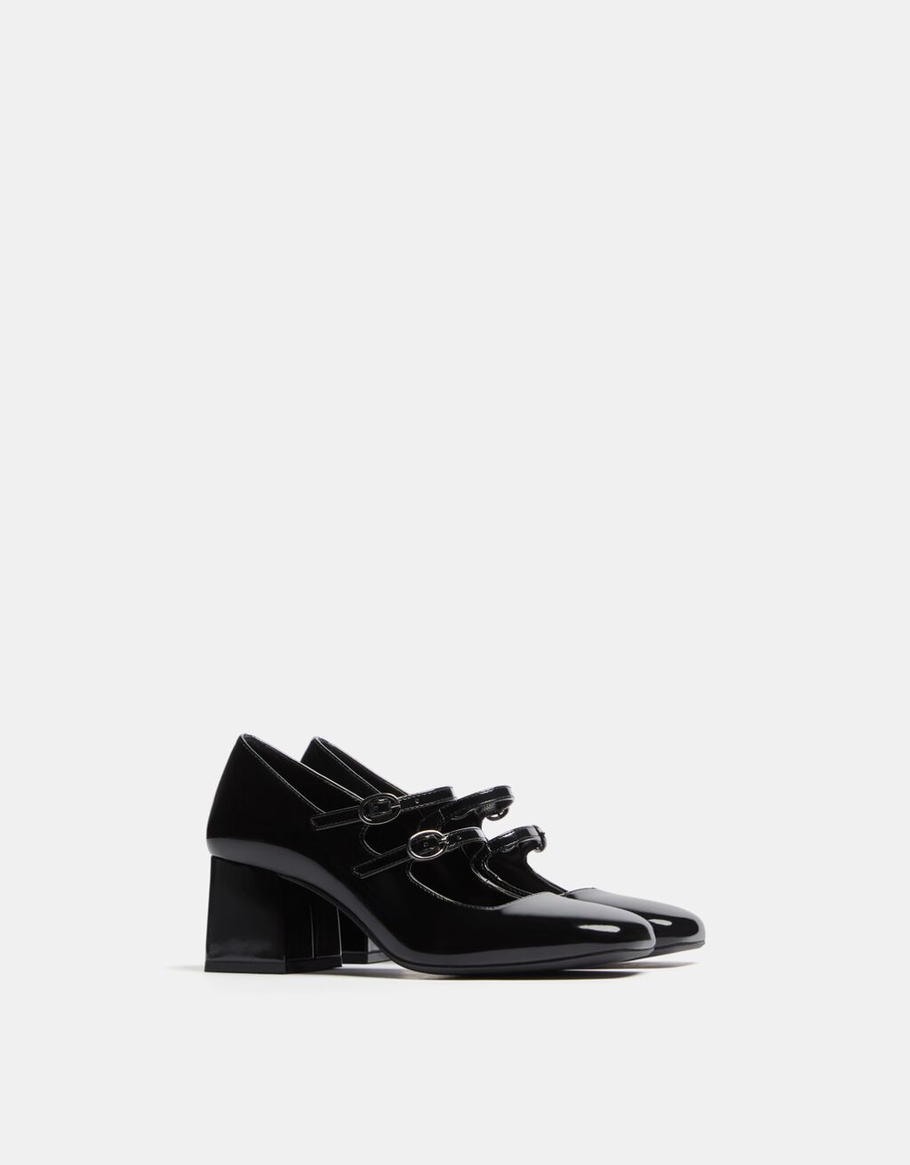 Zapato blanco tacon on sale ancho