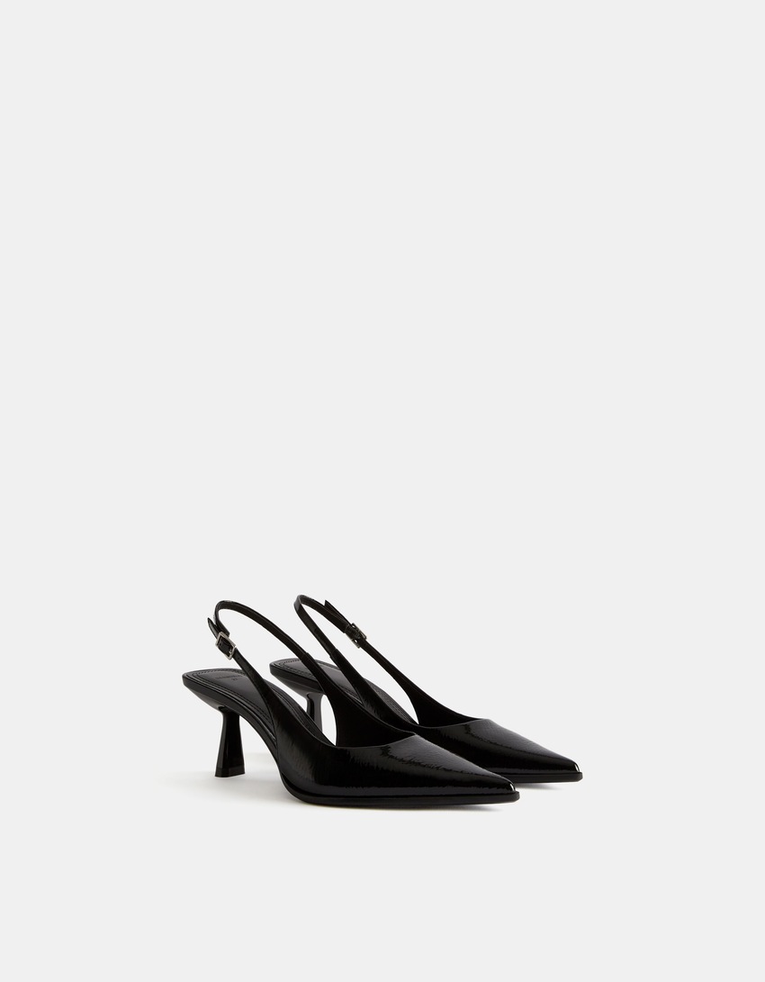 Escarpins type mules kitten heels