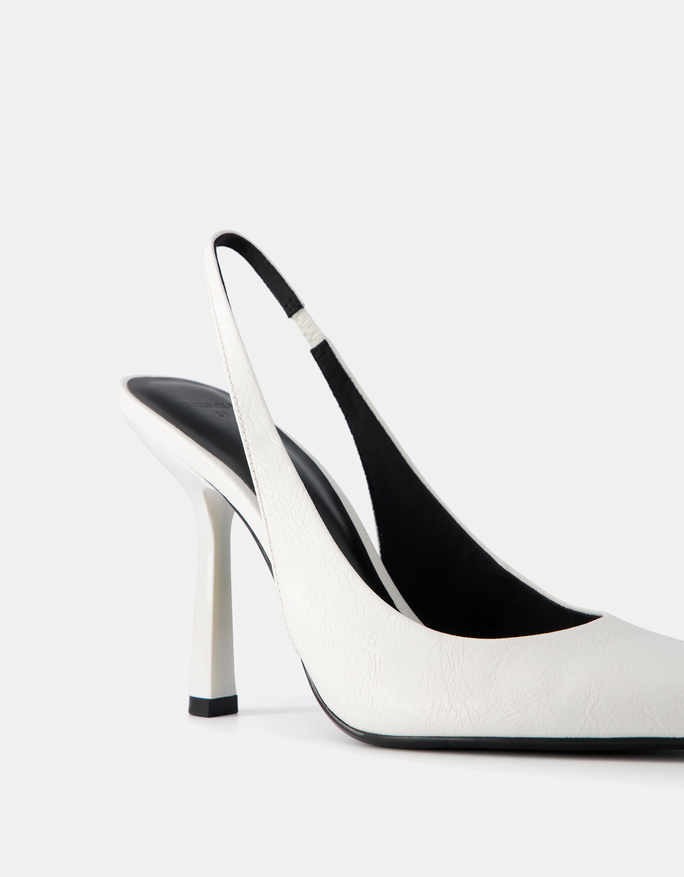Scarpa aperta hotsell sul tallone