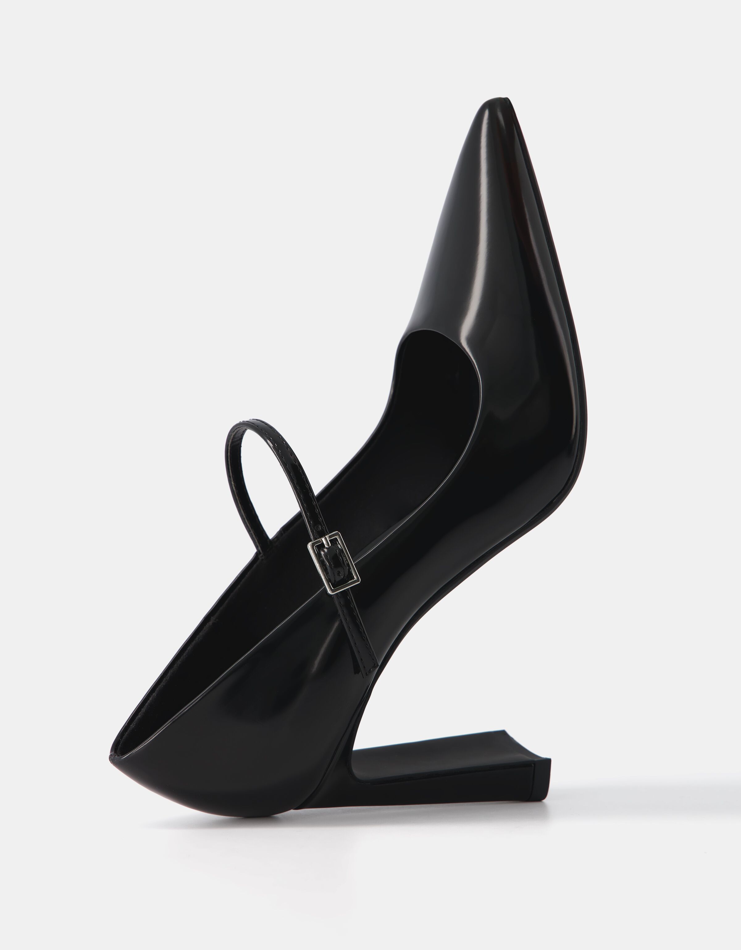 High deals toe shoes