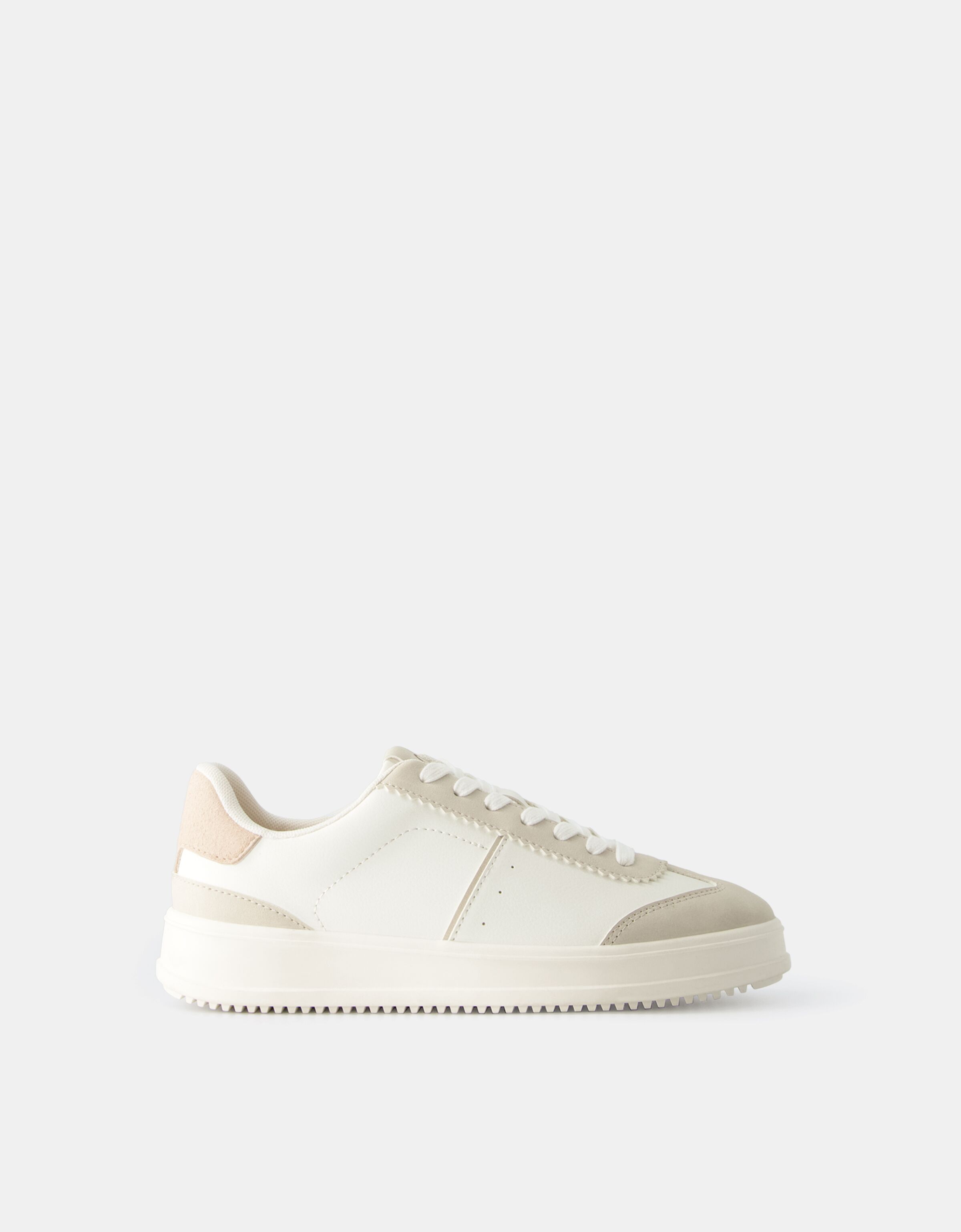 Chaussure 2025 femme bershka
