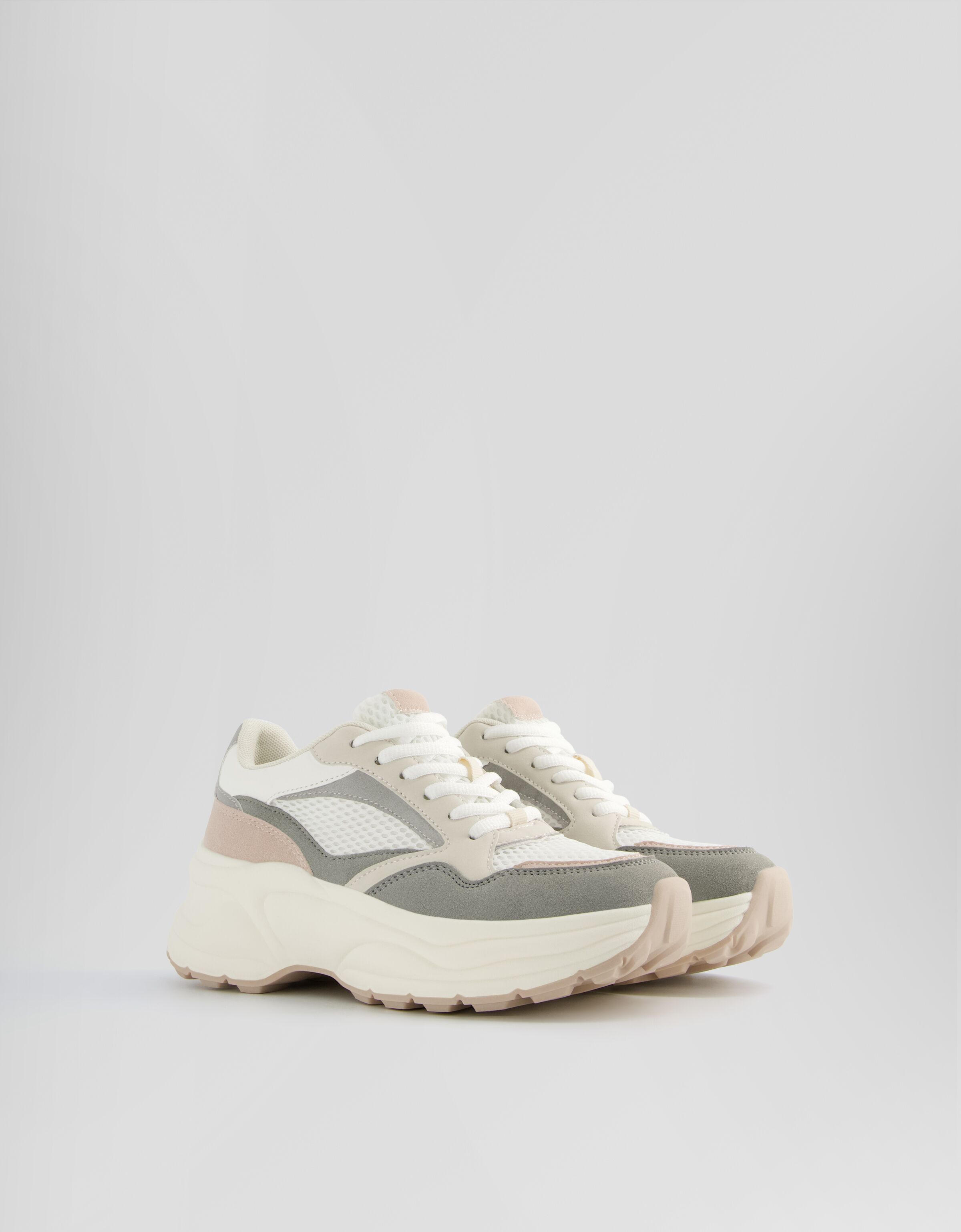 Sneakers combinate rete Scarpe Donna Bershka