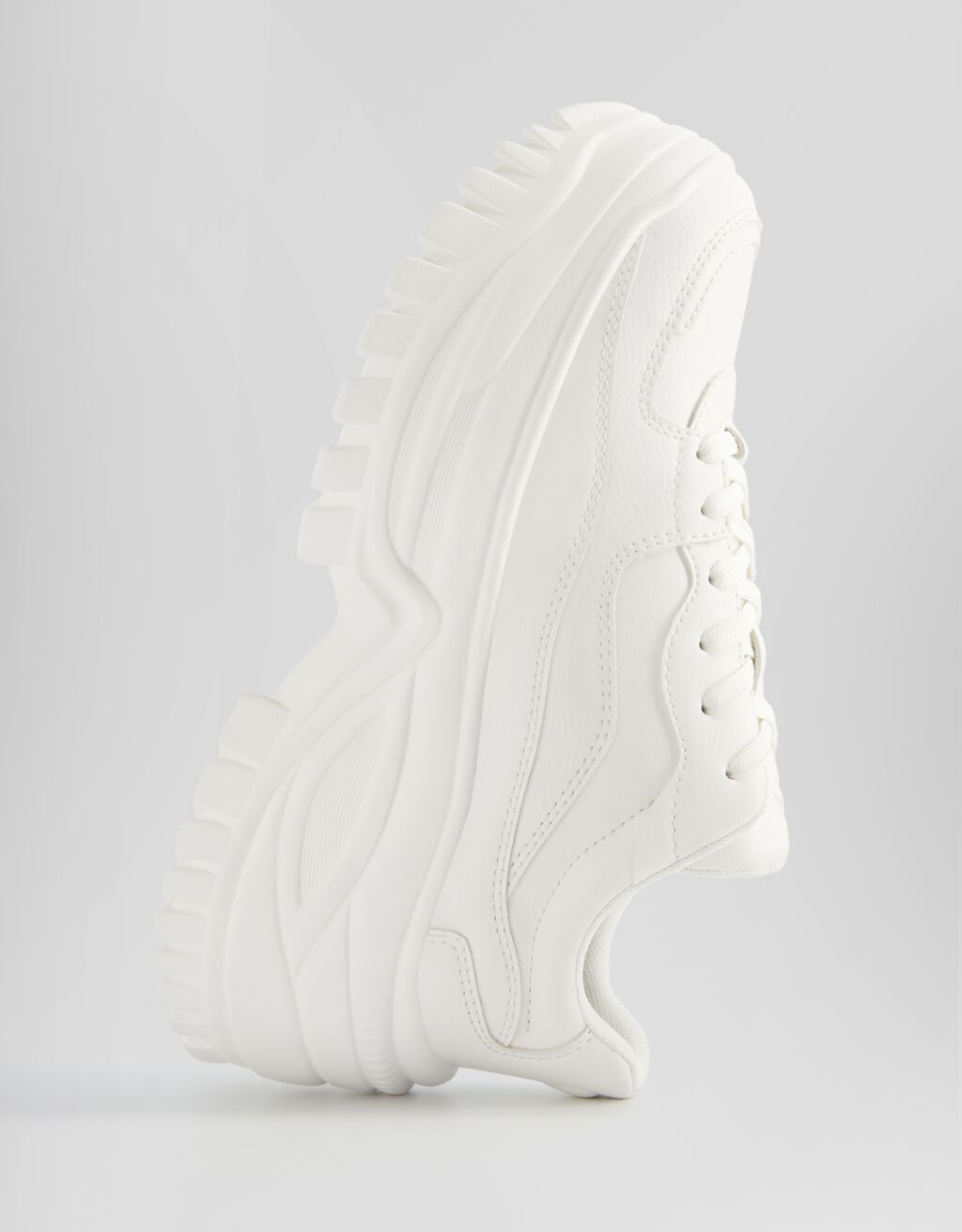 Bershka chunky sole trainer in white hotsell