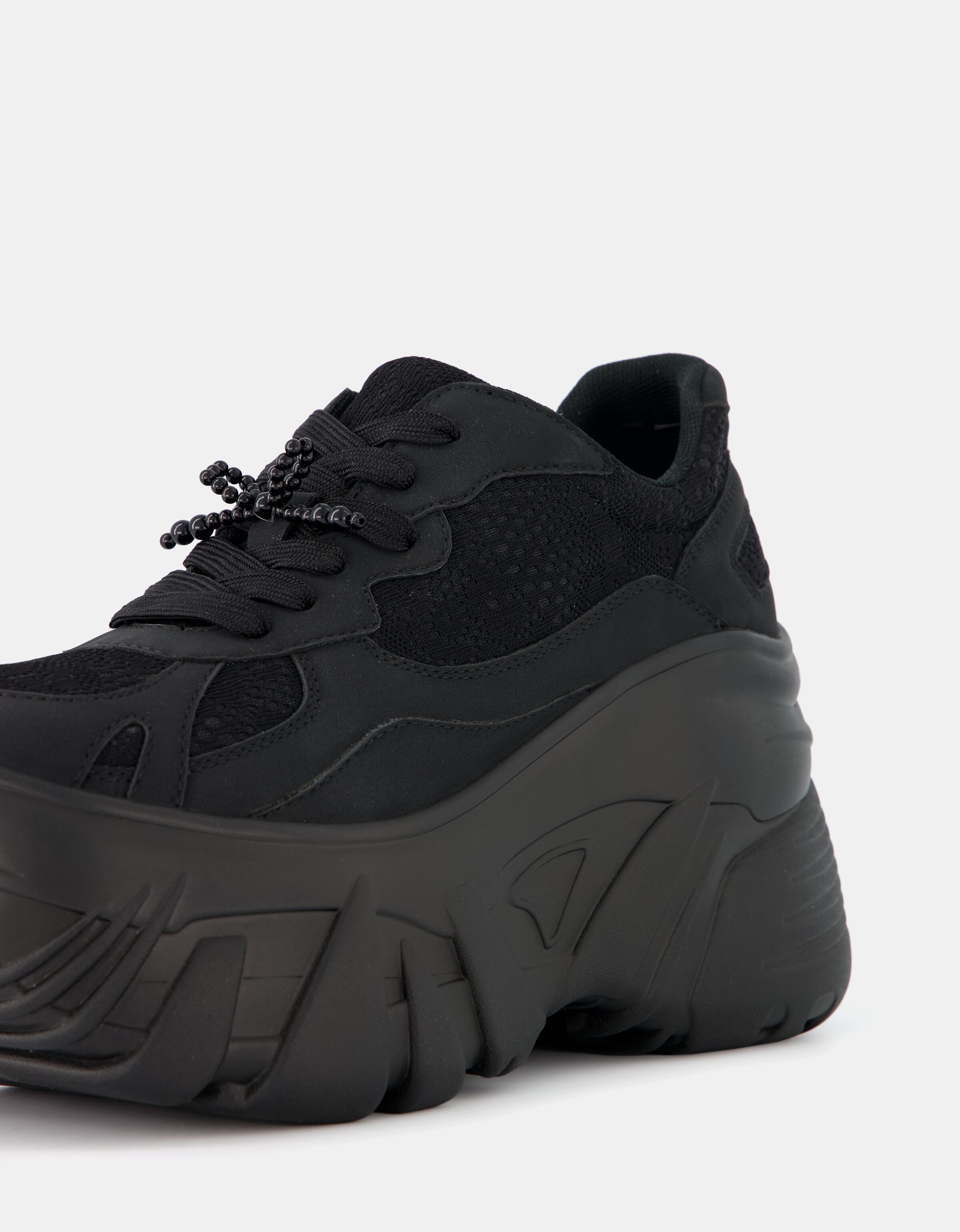 Platform hotsell sneakers bershka