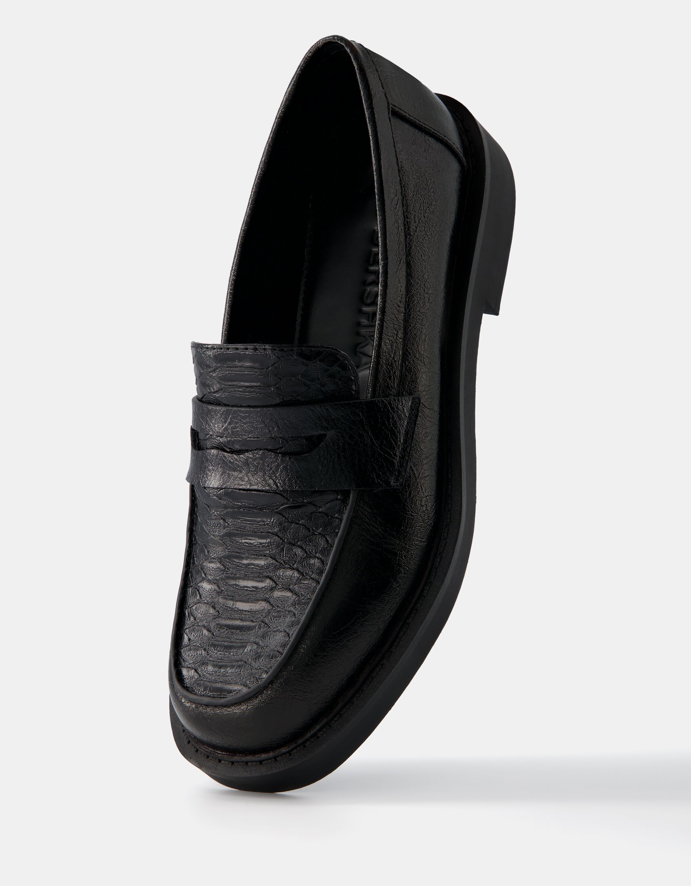 Bershka mocassin store