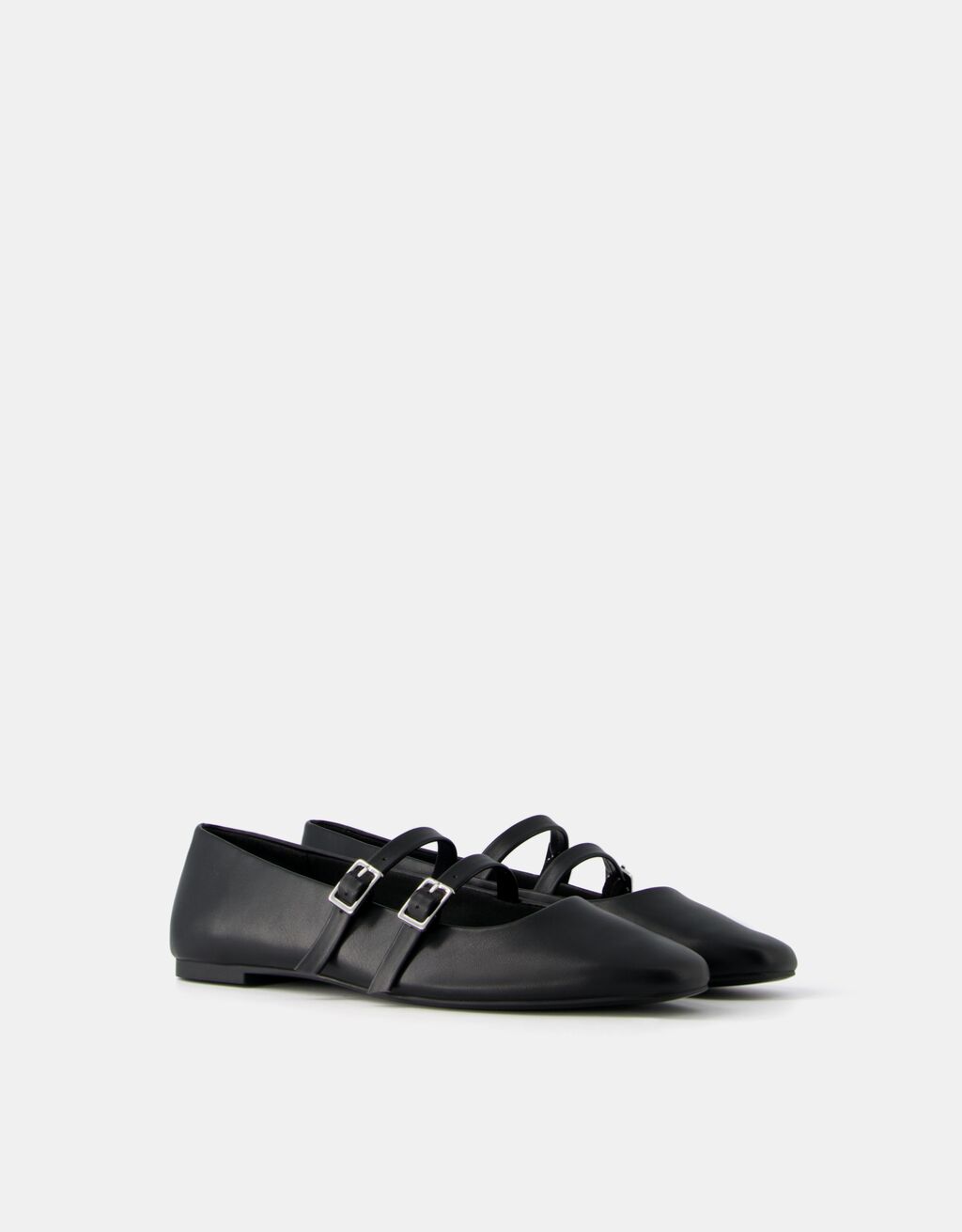 Buckle flats 2025