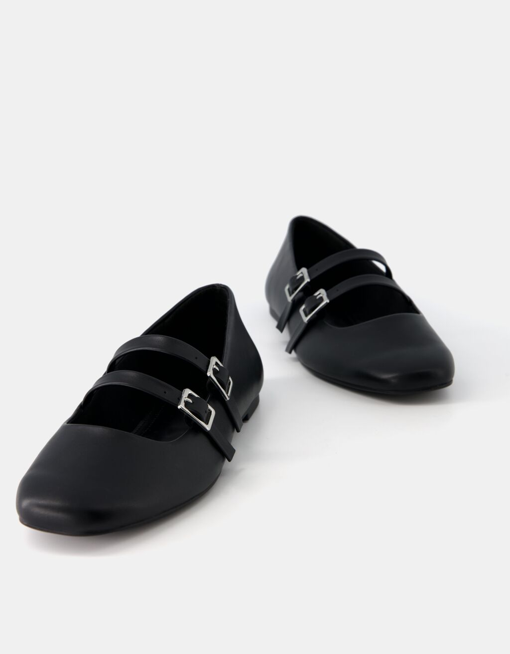 Ballet flats with buckles WOMEN Women Bershka