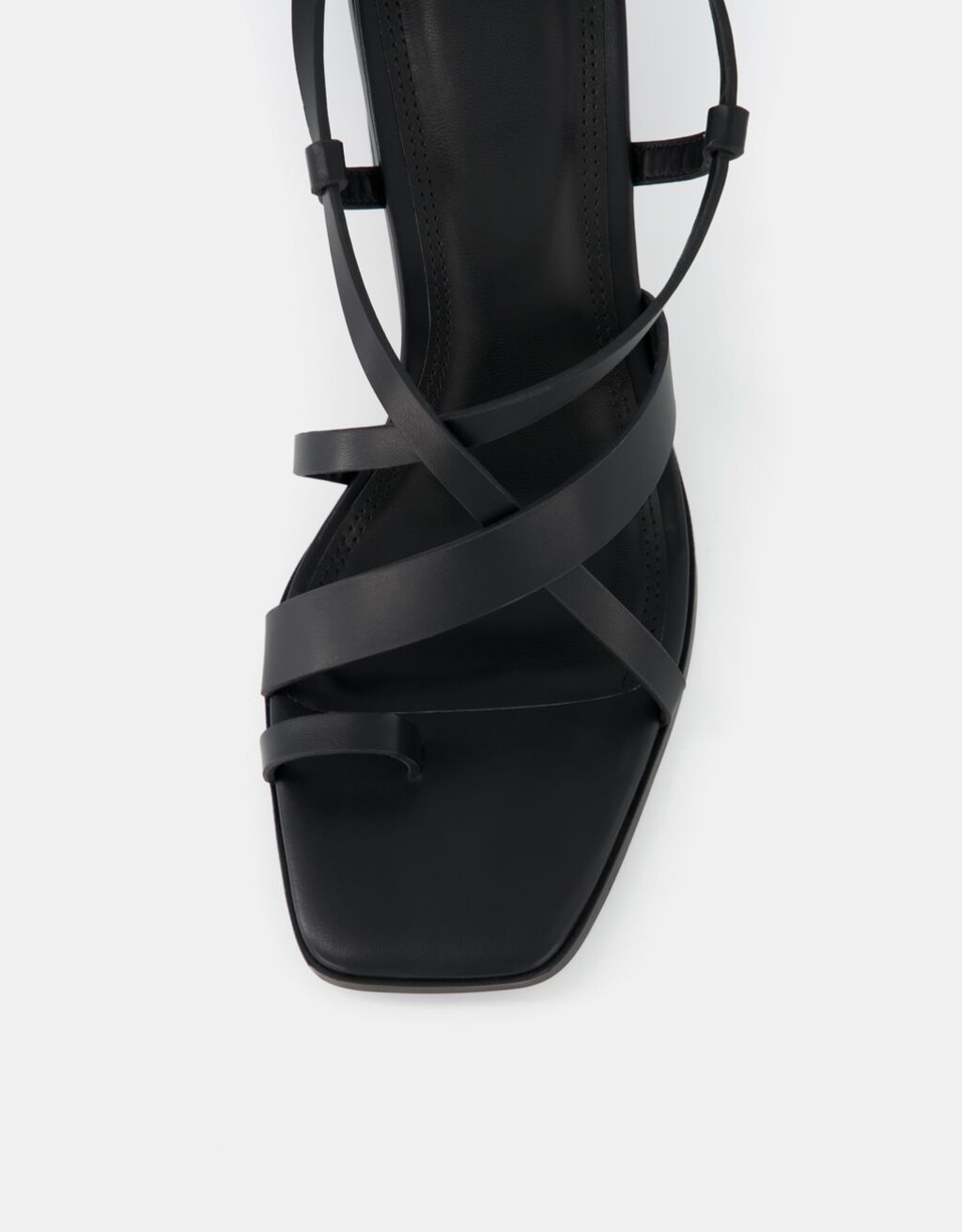 Block highheel sandals with straps and ankle strap Women Bershka
