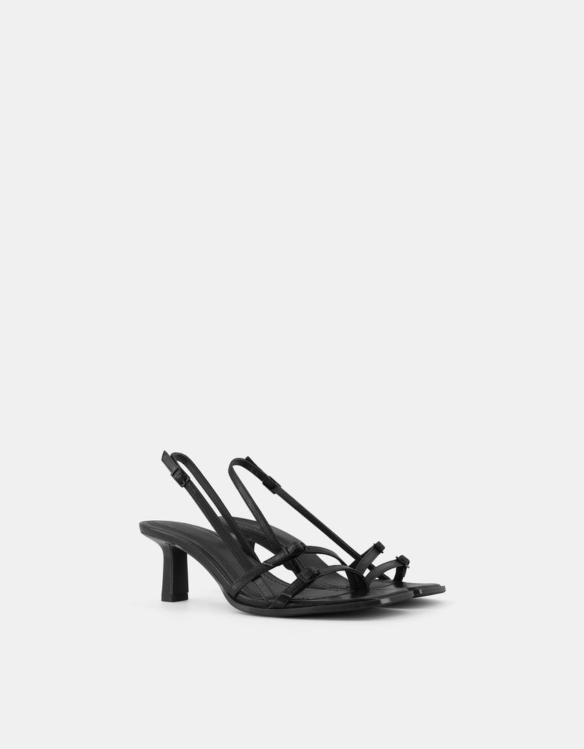 Kitten heel sandals with buckles Women Bershka
