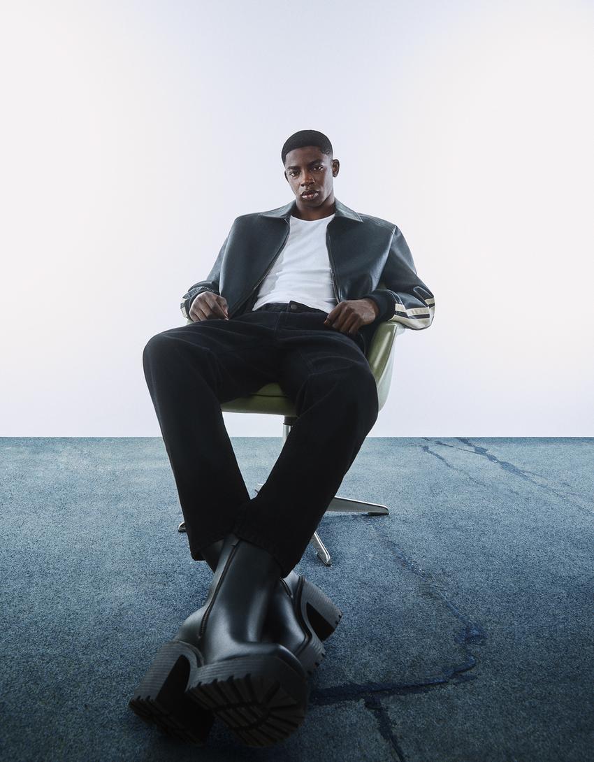 بوت برقبة للكاحل رجالي بمقدمة مربعة-أسود-1