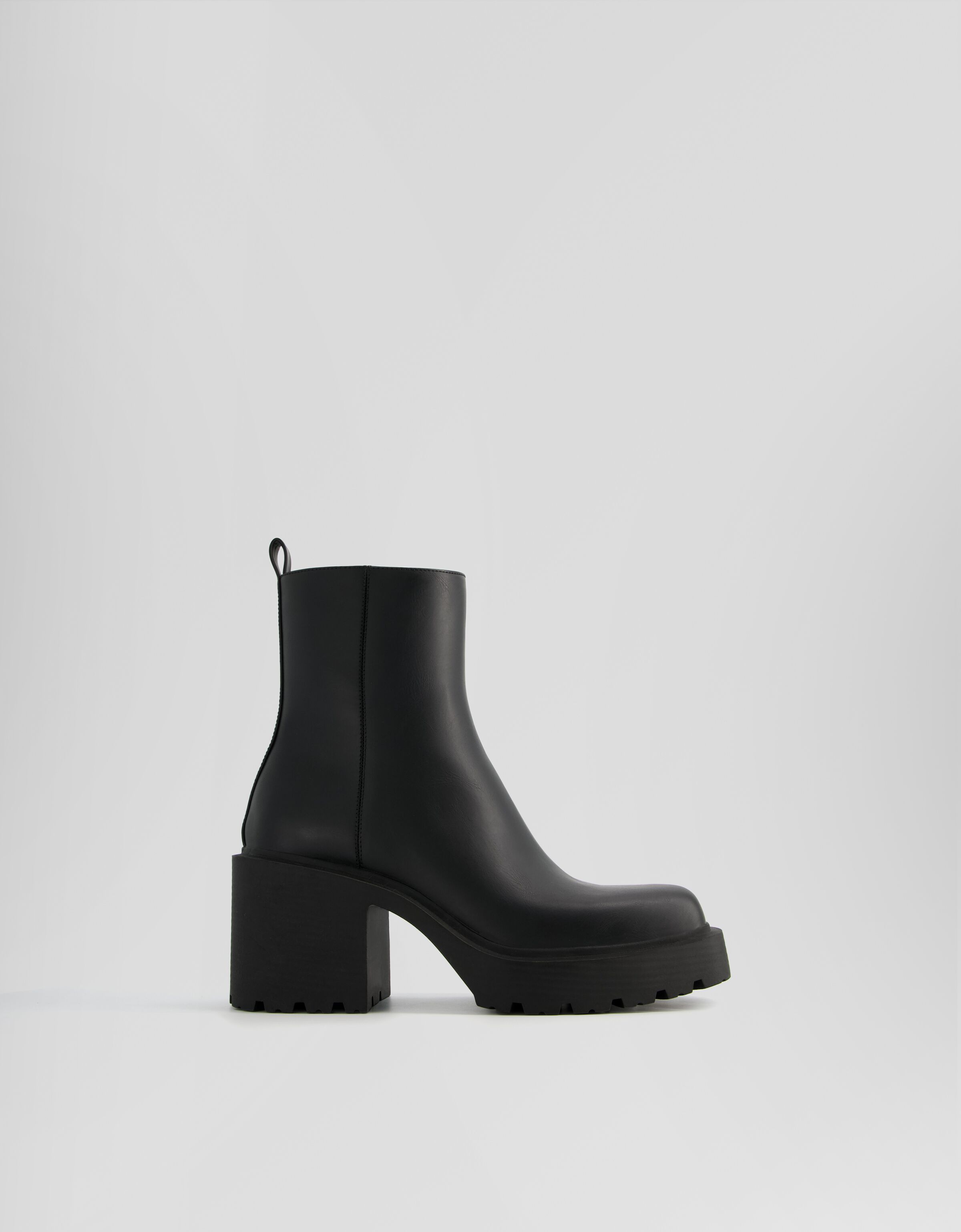 Bershka 2025 boots men