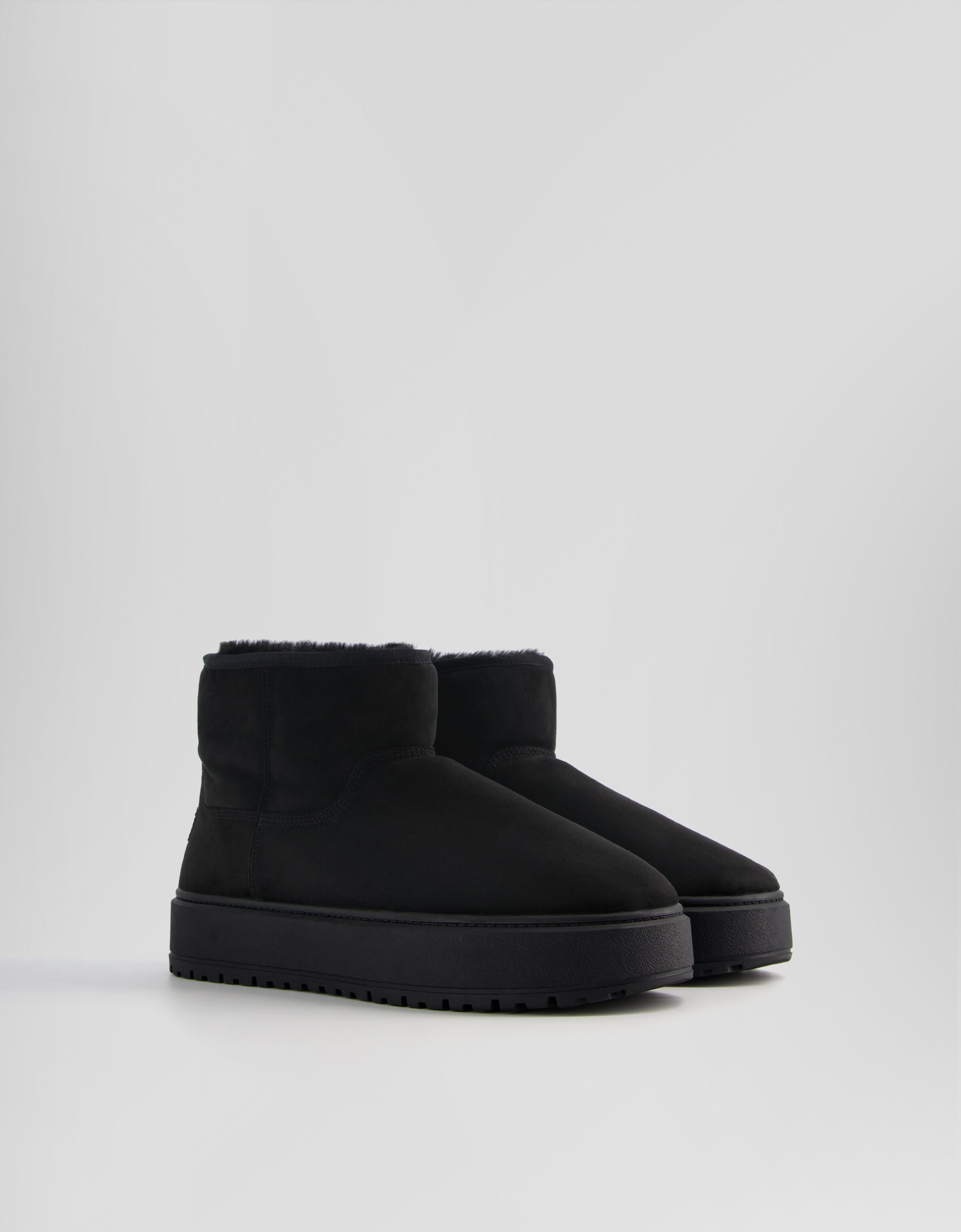 Ugg ankle boots on sale mens