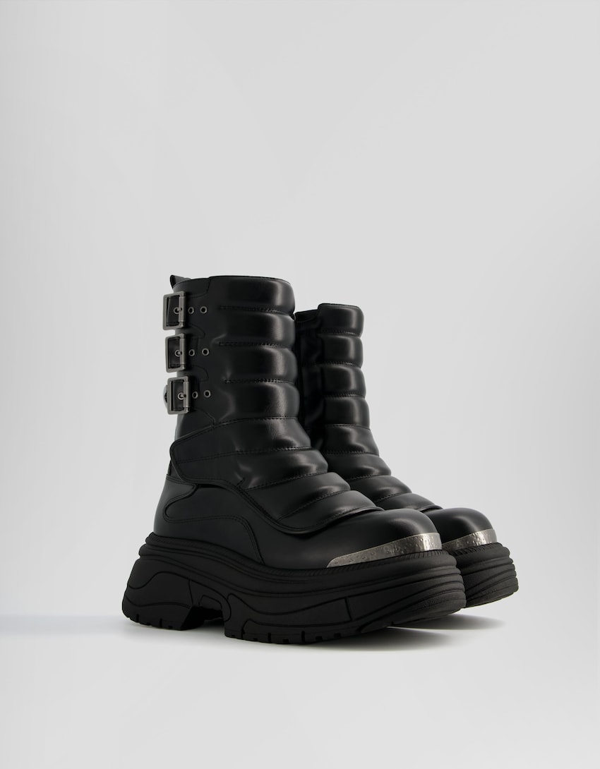 Men’s quilted platform ankle boots with buckles - Men | Bershka