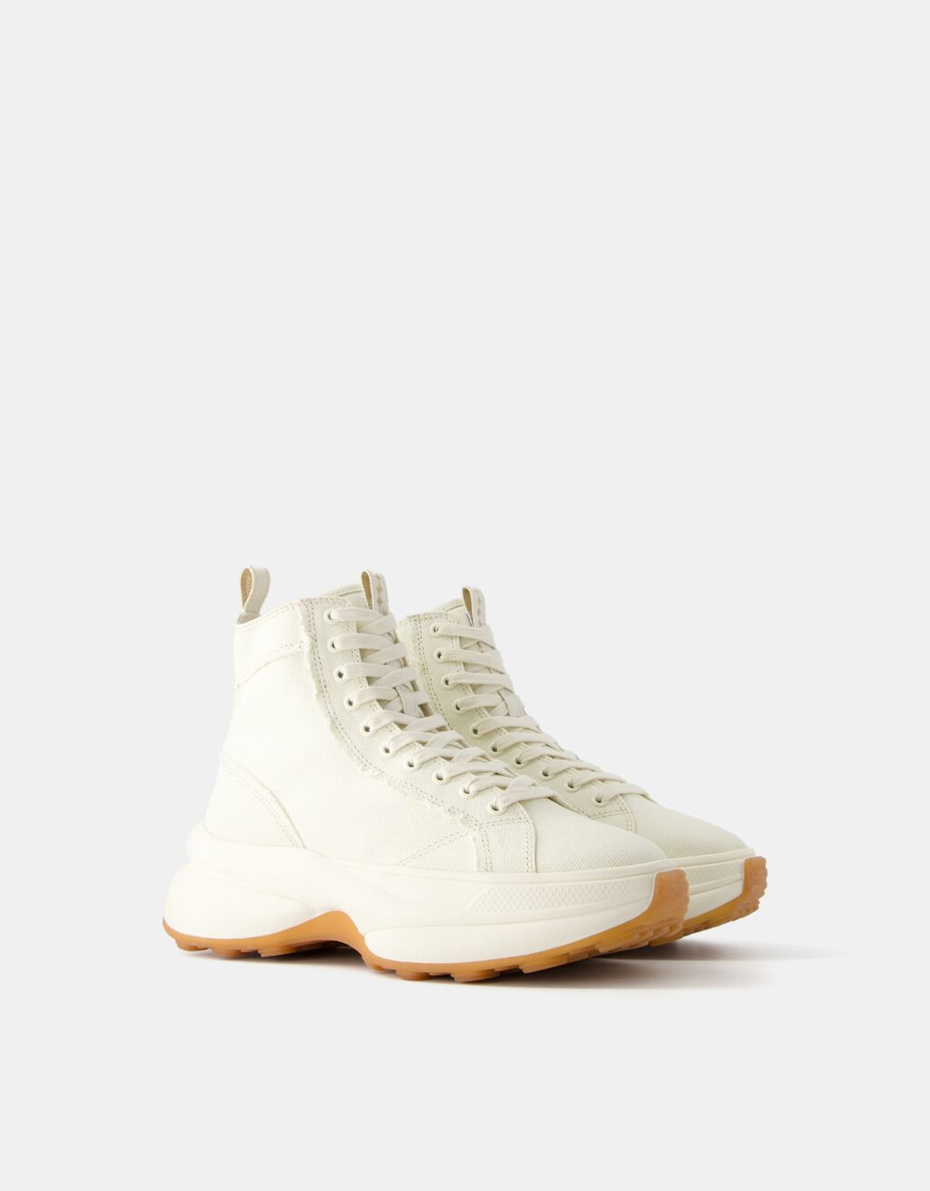 Sapatilhas abotinadas sola chunky-Cru-0