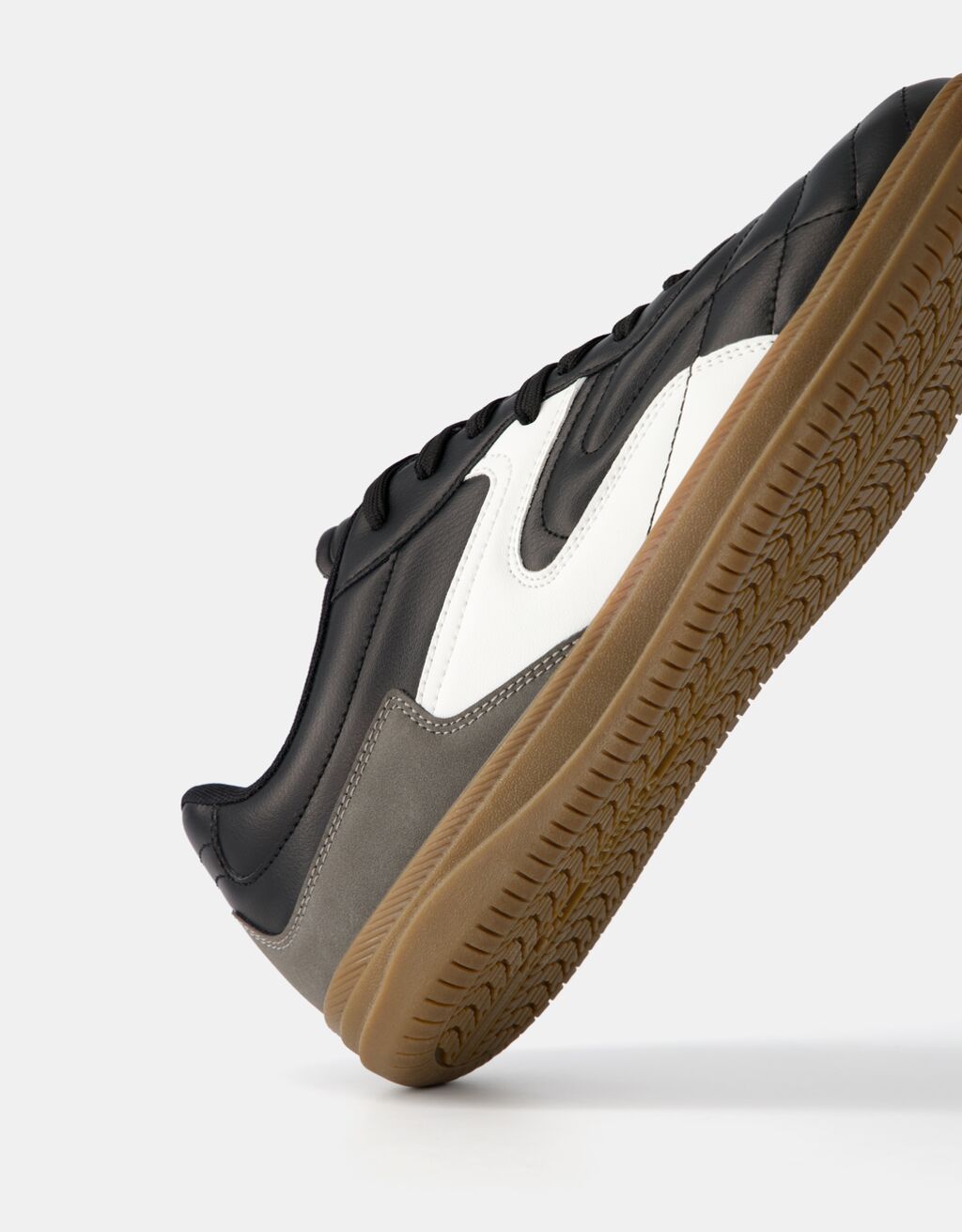 Football-style retro trainers-BLACK-2