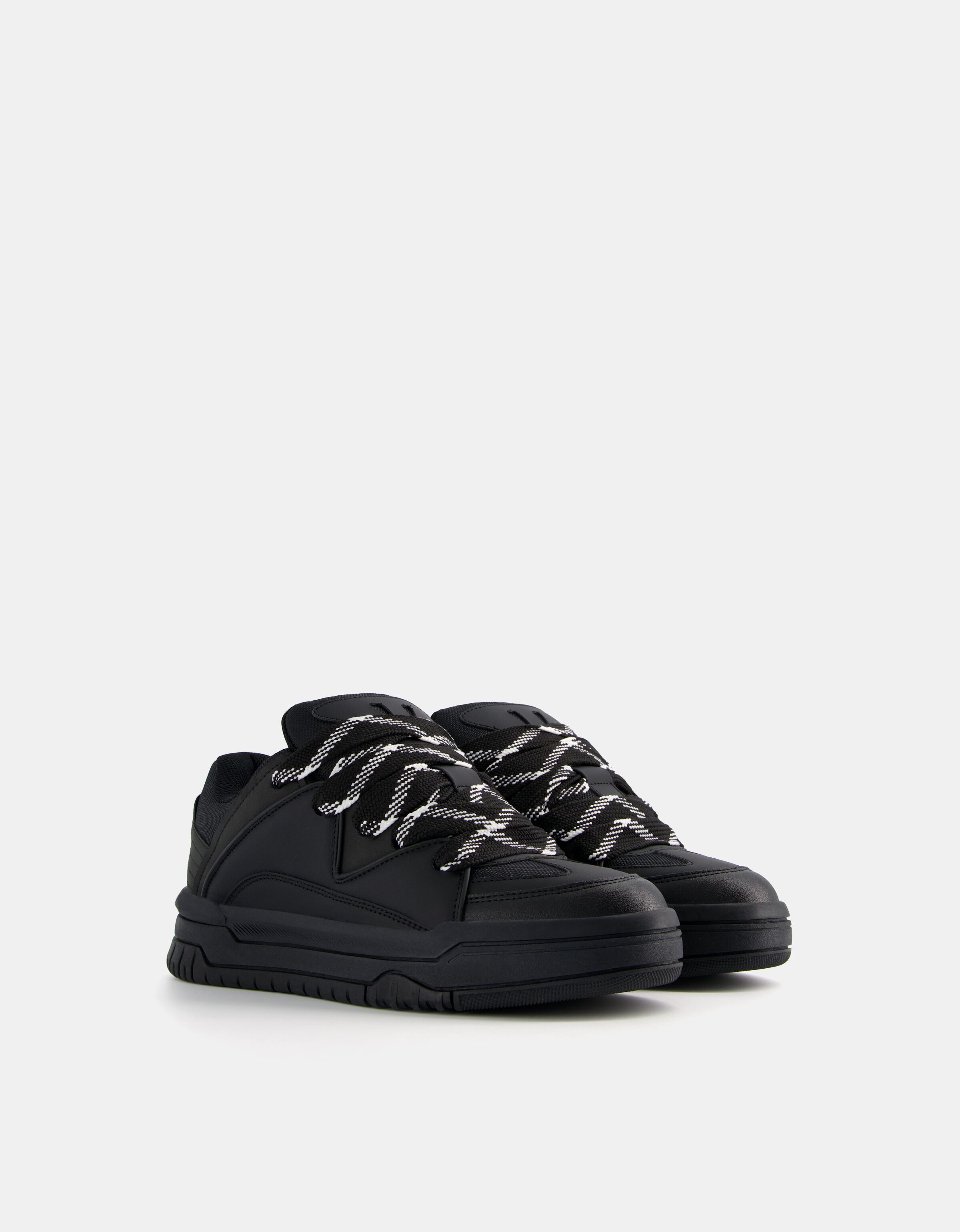 Chaussure bershka on sale