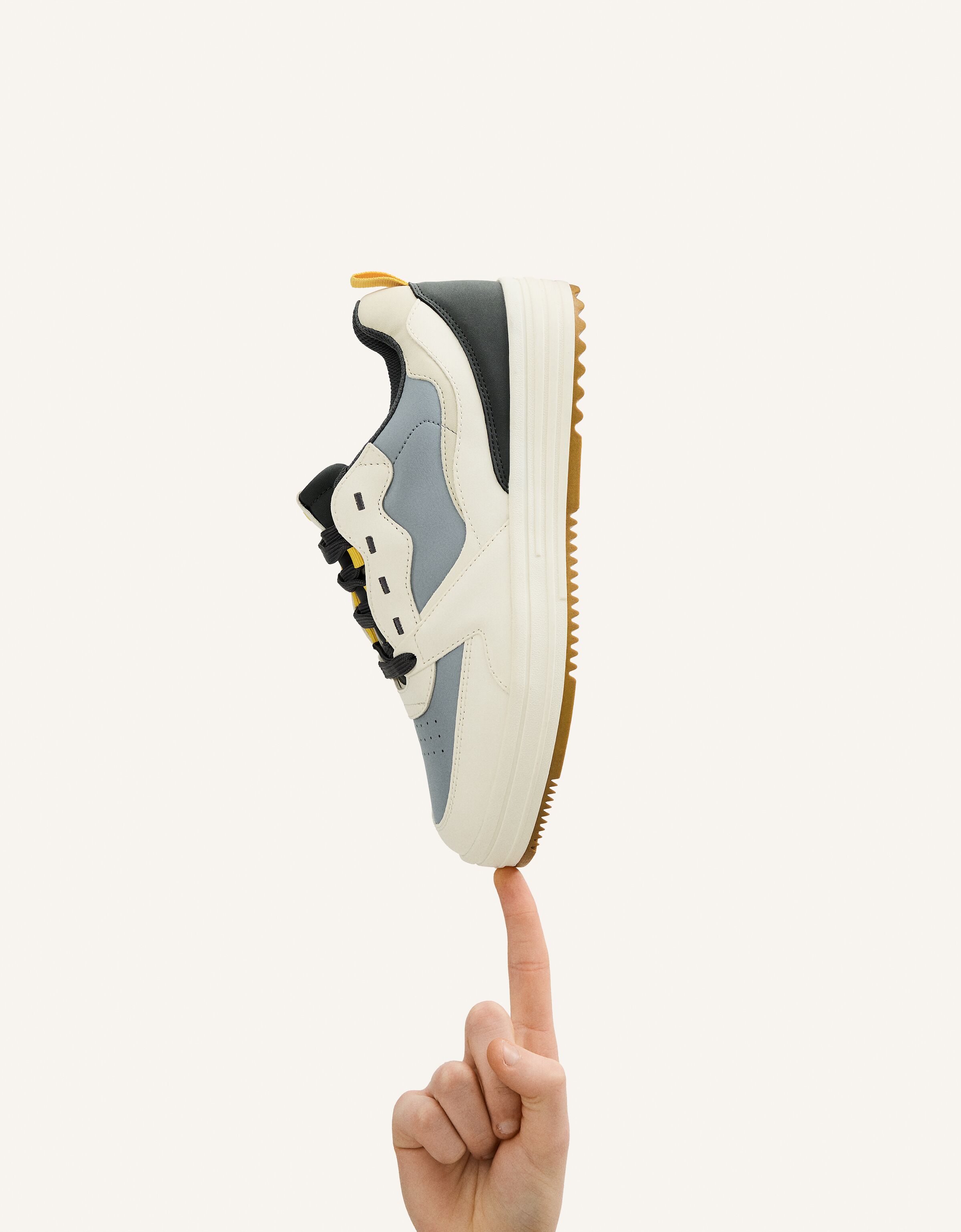 Tenis bershka hombre online 2019