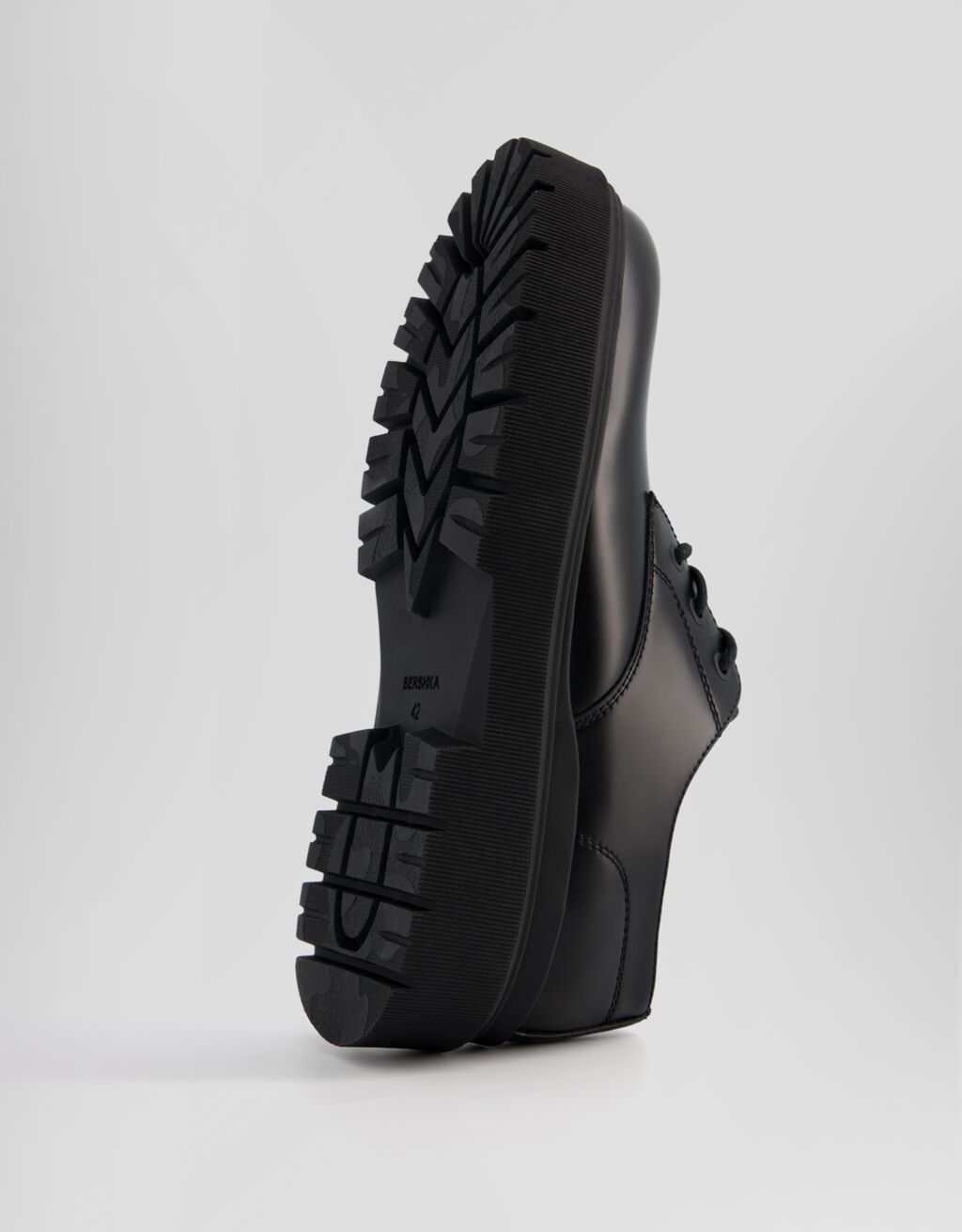 Sapato tipo blucher homem Roupa Homem Bershka