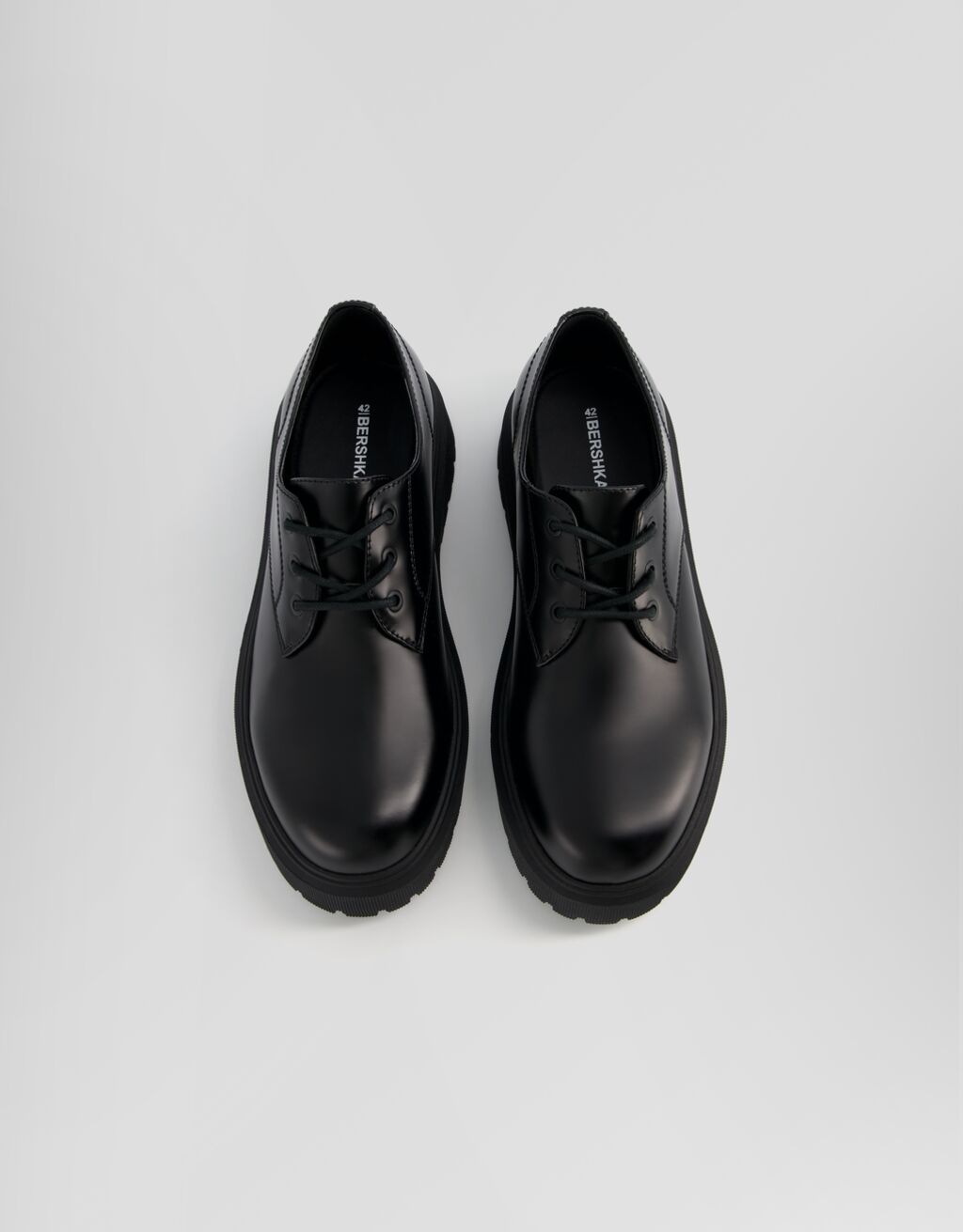 derbies bershka